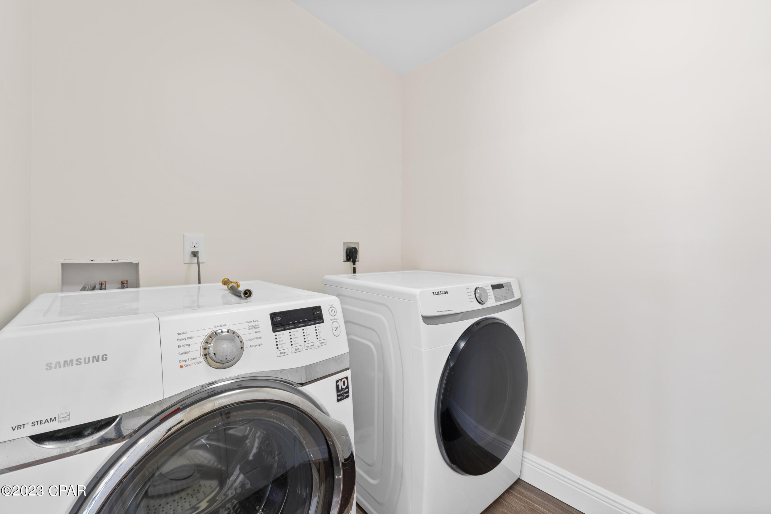 Baywood Shores Est Unit 5 - Residential