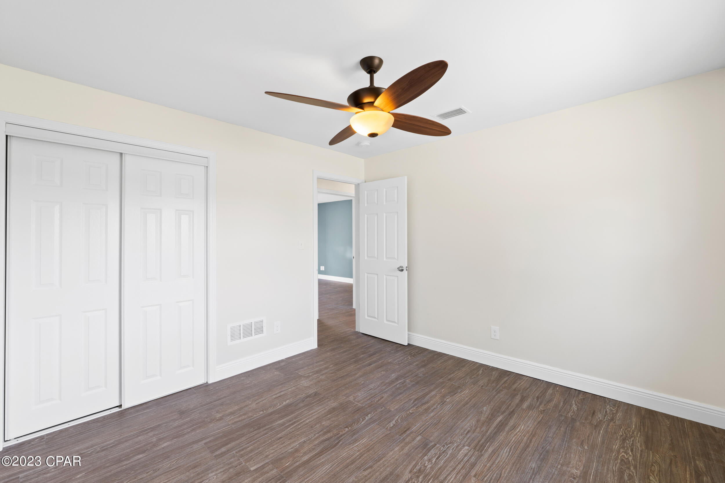 Baywood Shores Est Unit 5 - Residential