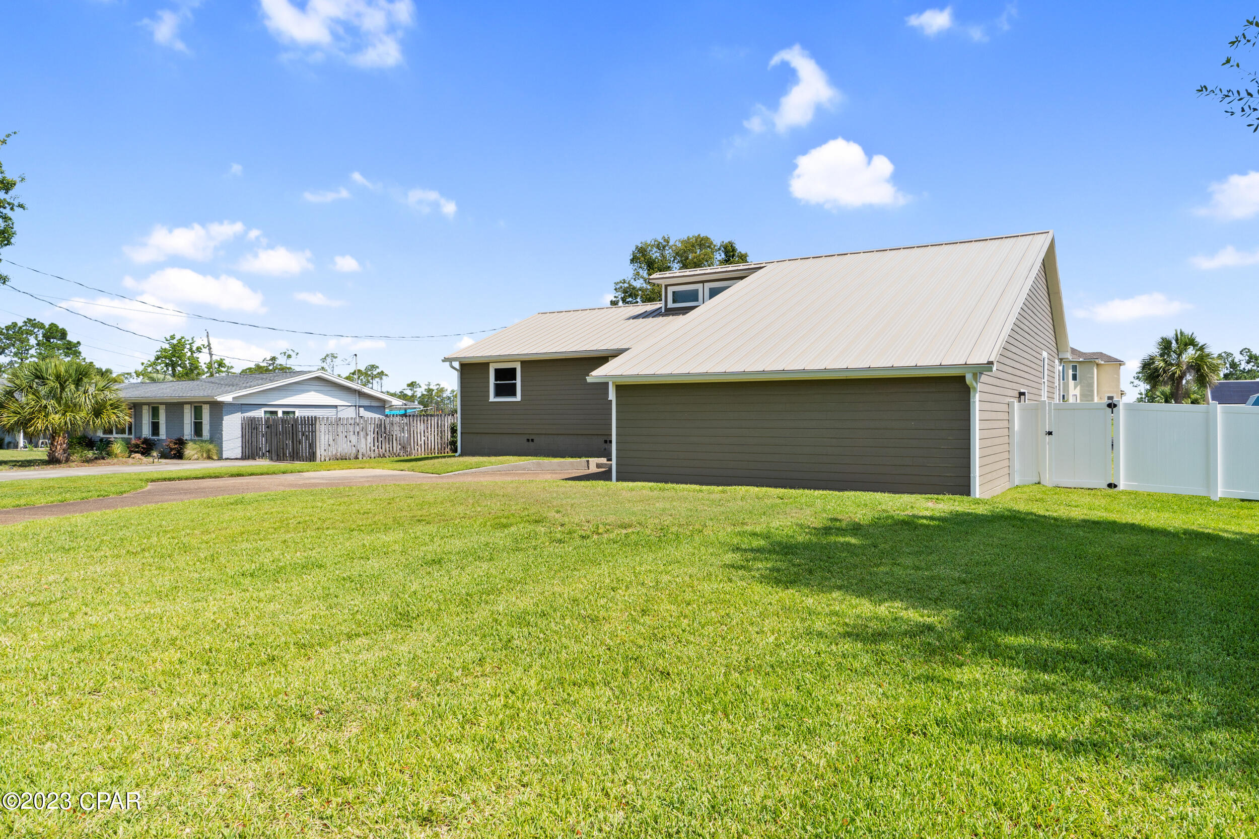 Baywood Shores Est Unit 5 - Residential