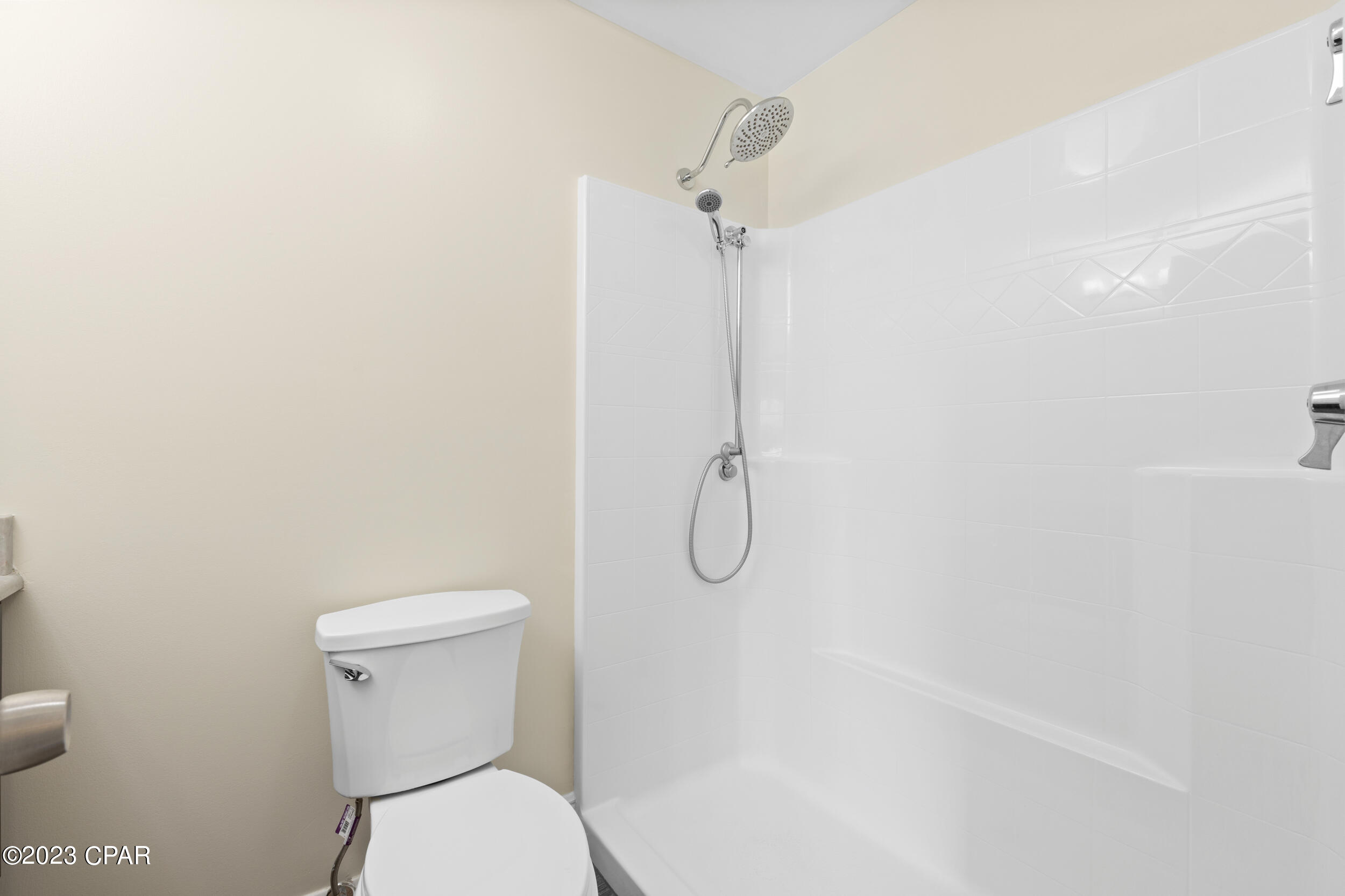 Baywood Shores Est Unit 5 - Residential