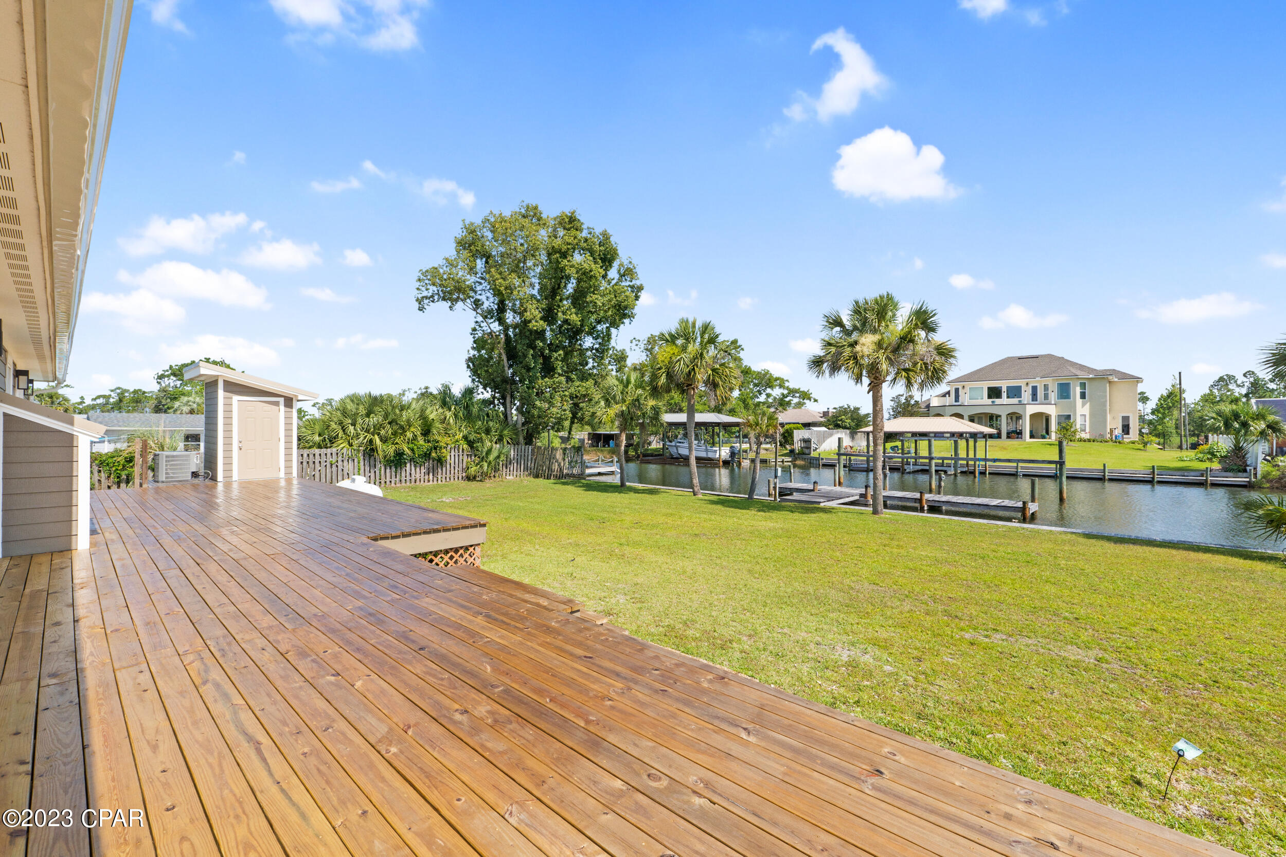 Baywood Shores Est Unit 5 - Residential