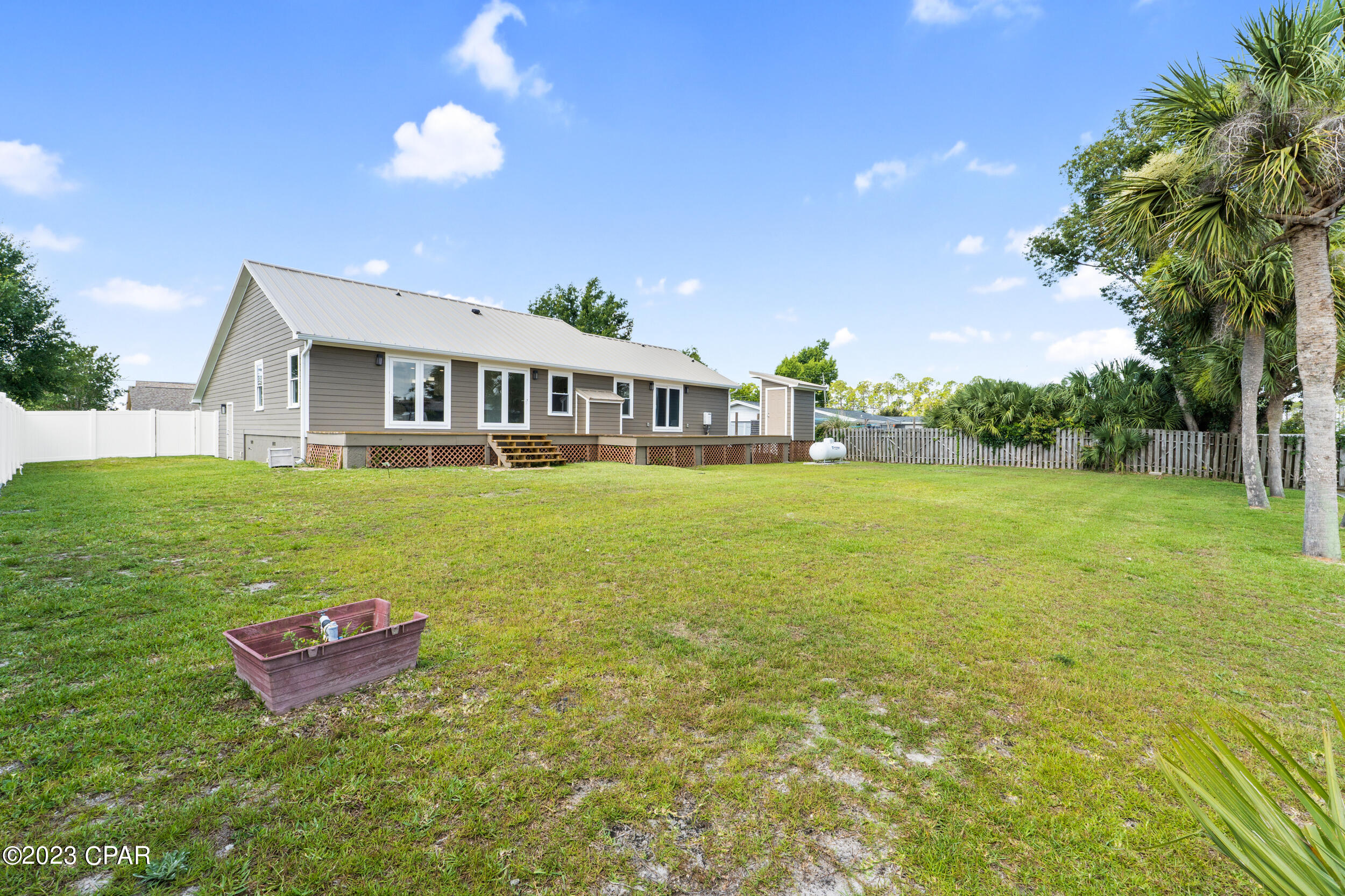 Baywood Shores Est Unit 5 - Residential