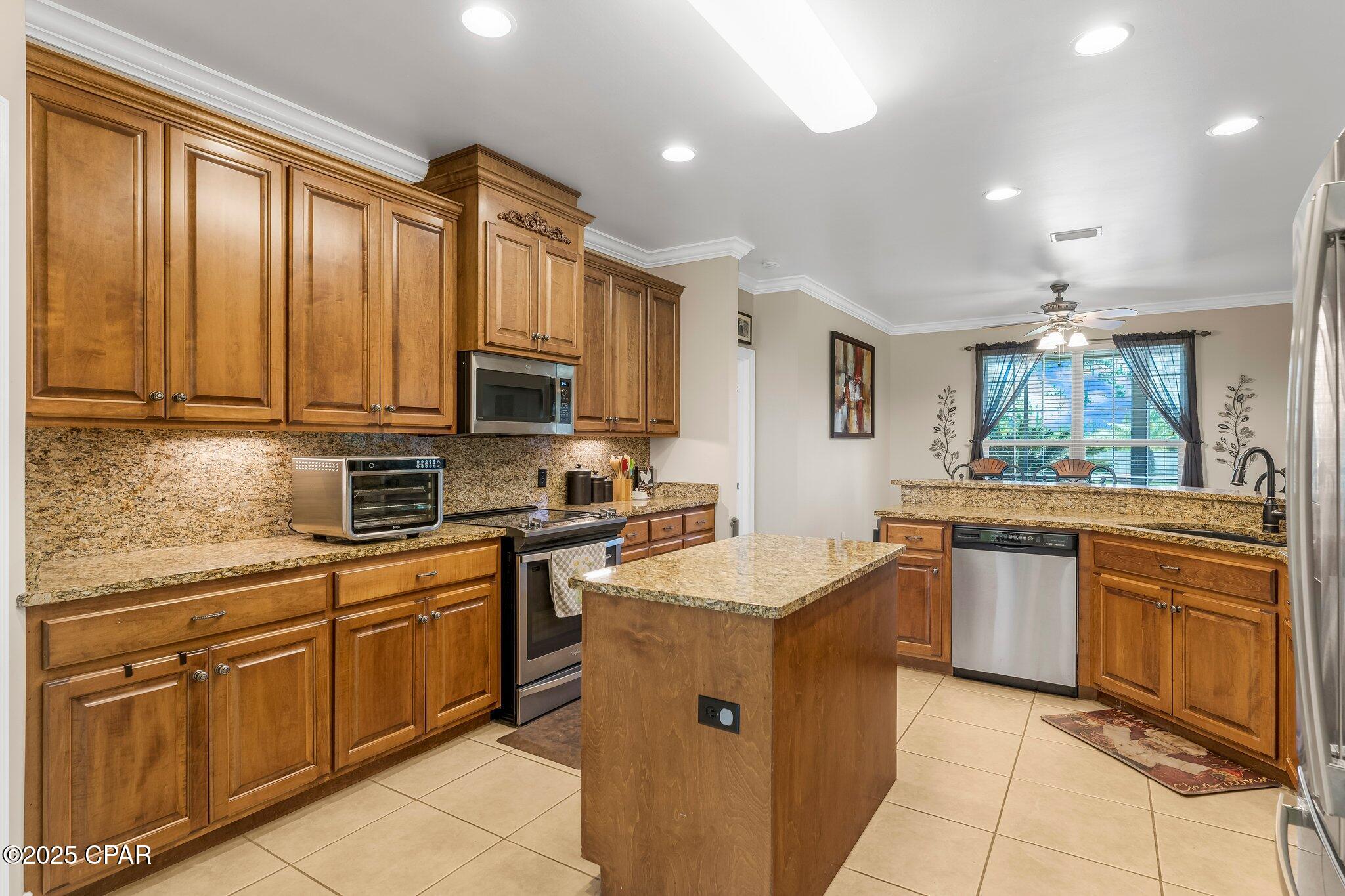 Kirkland Manor - Residential