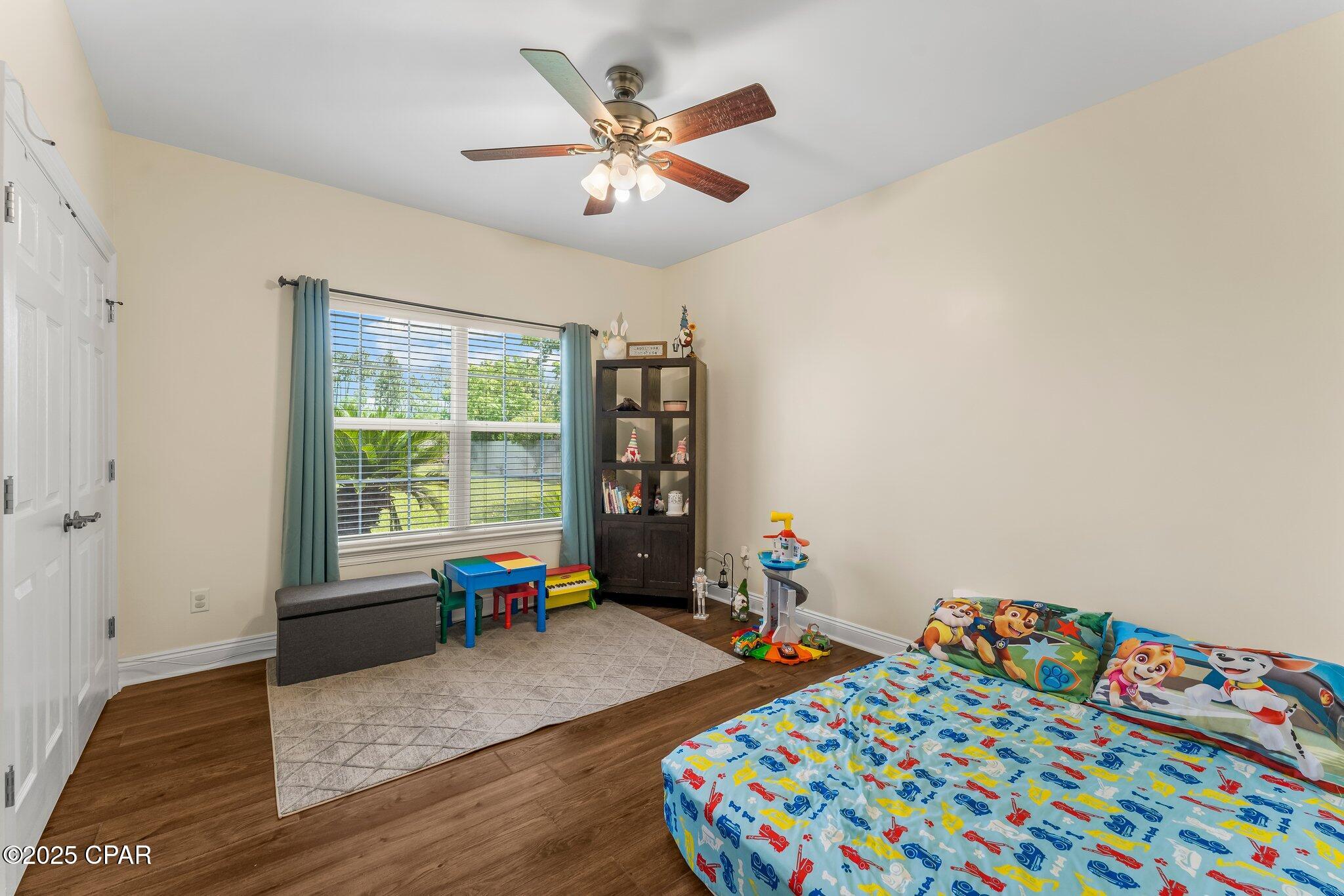 Kirkland Manor - Residential