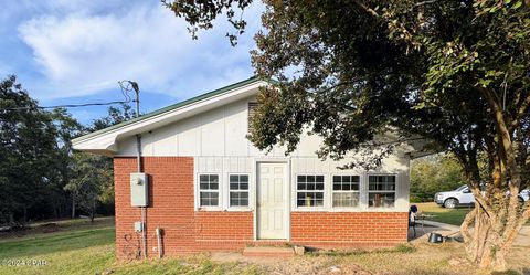 A home in Bonifay