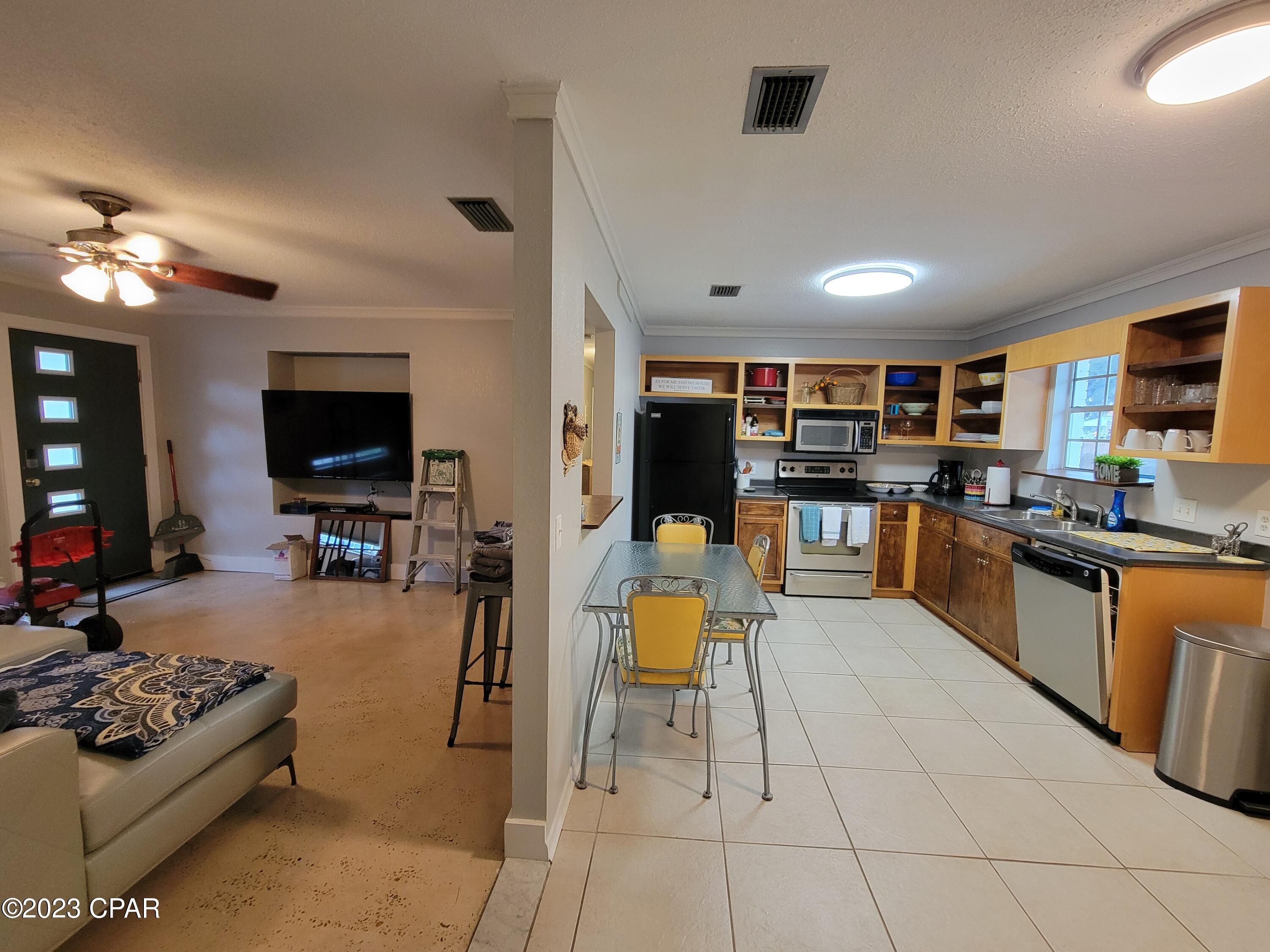 [No Recorded Subdiv] - Residential Lease