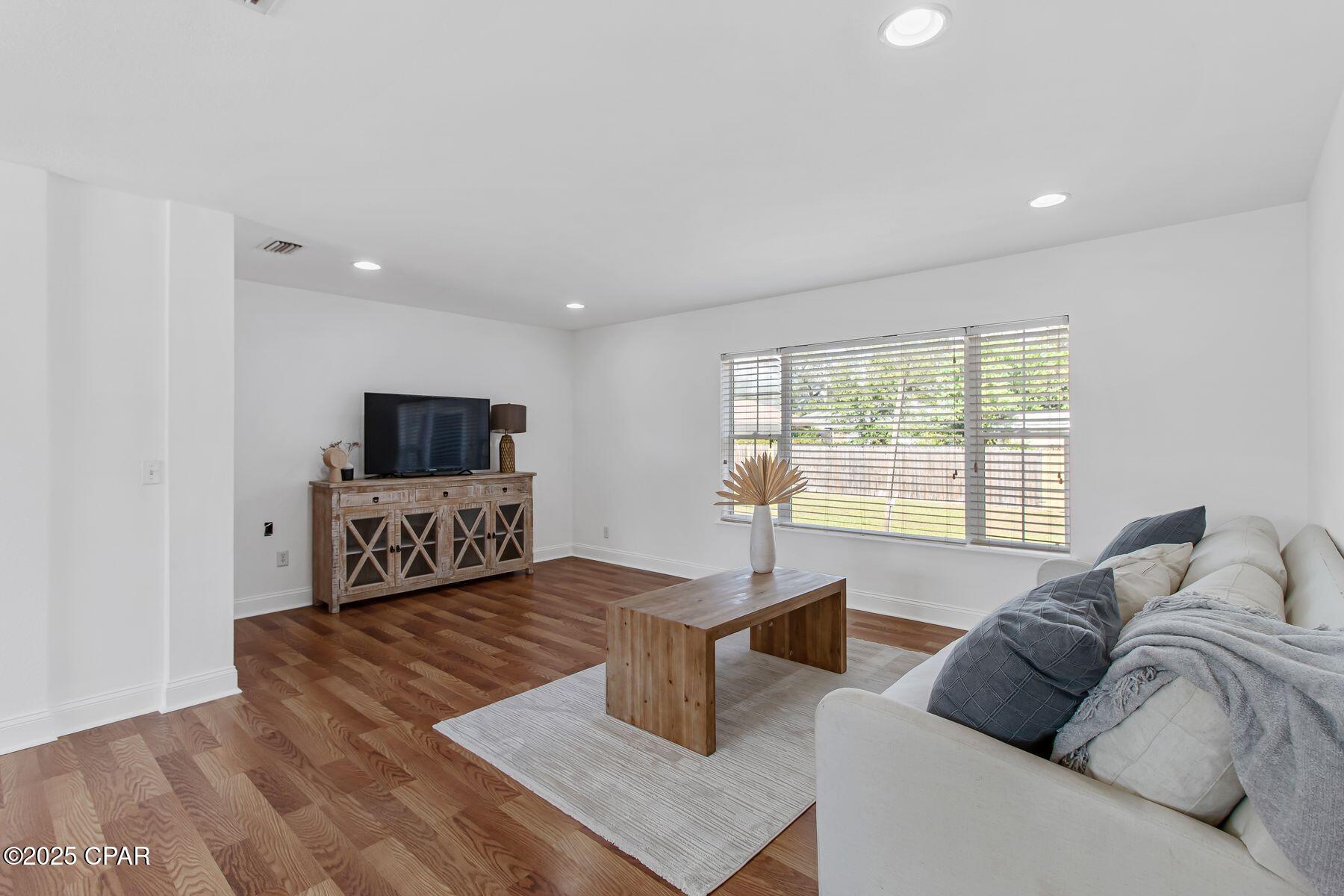 Cove Terrace - Residential