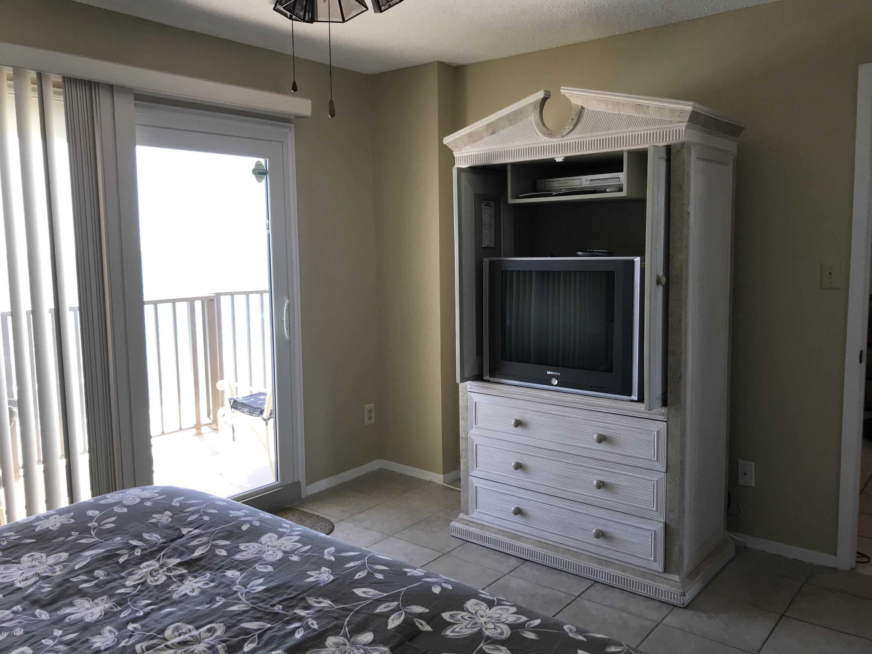 The Commodore - Residential