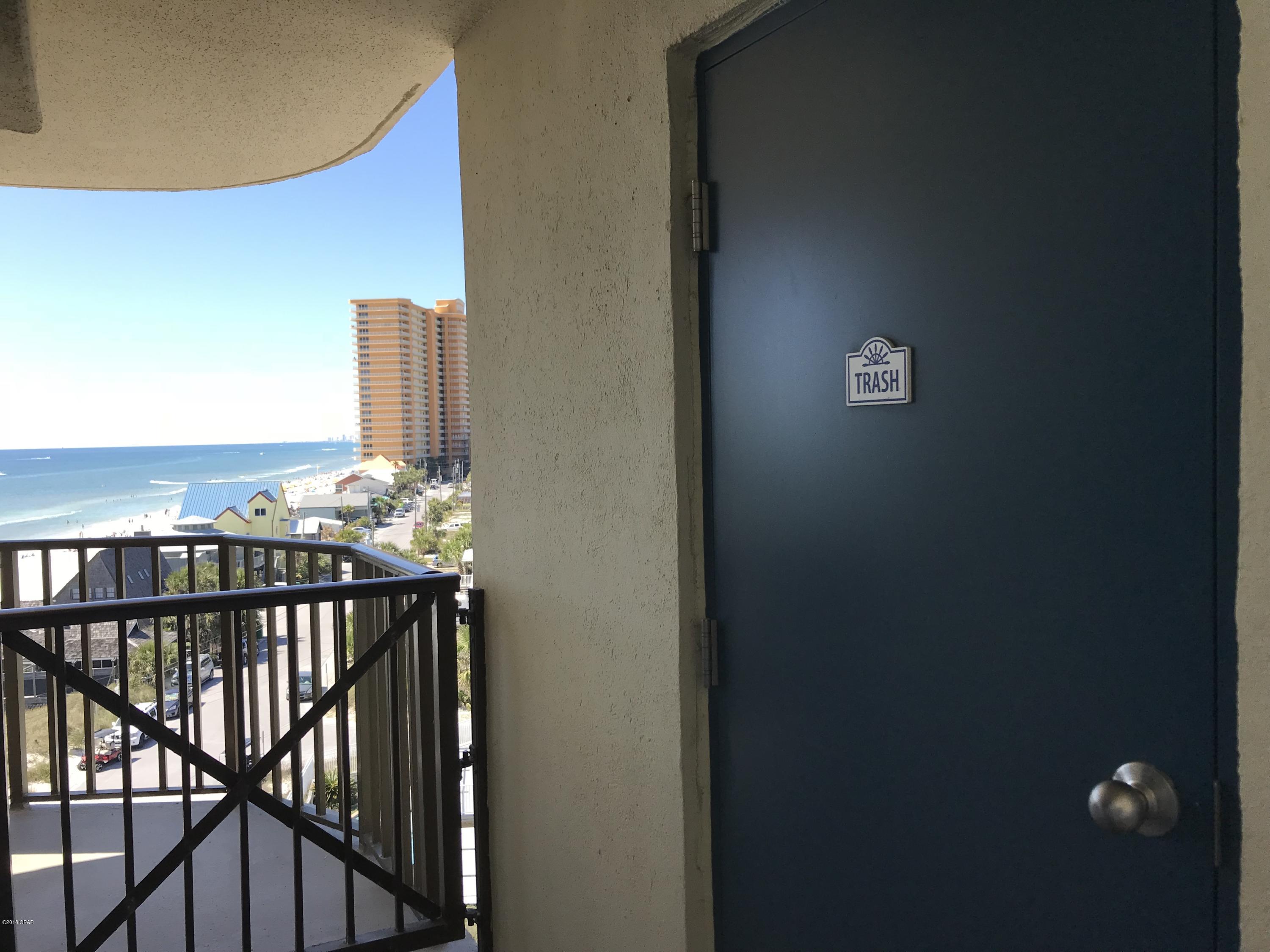 The Commodore - Residential