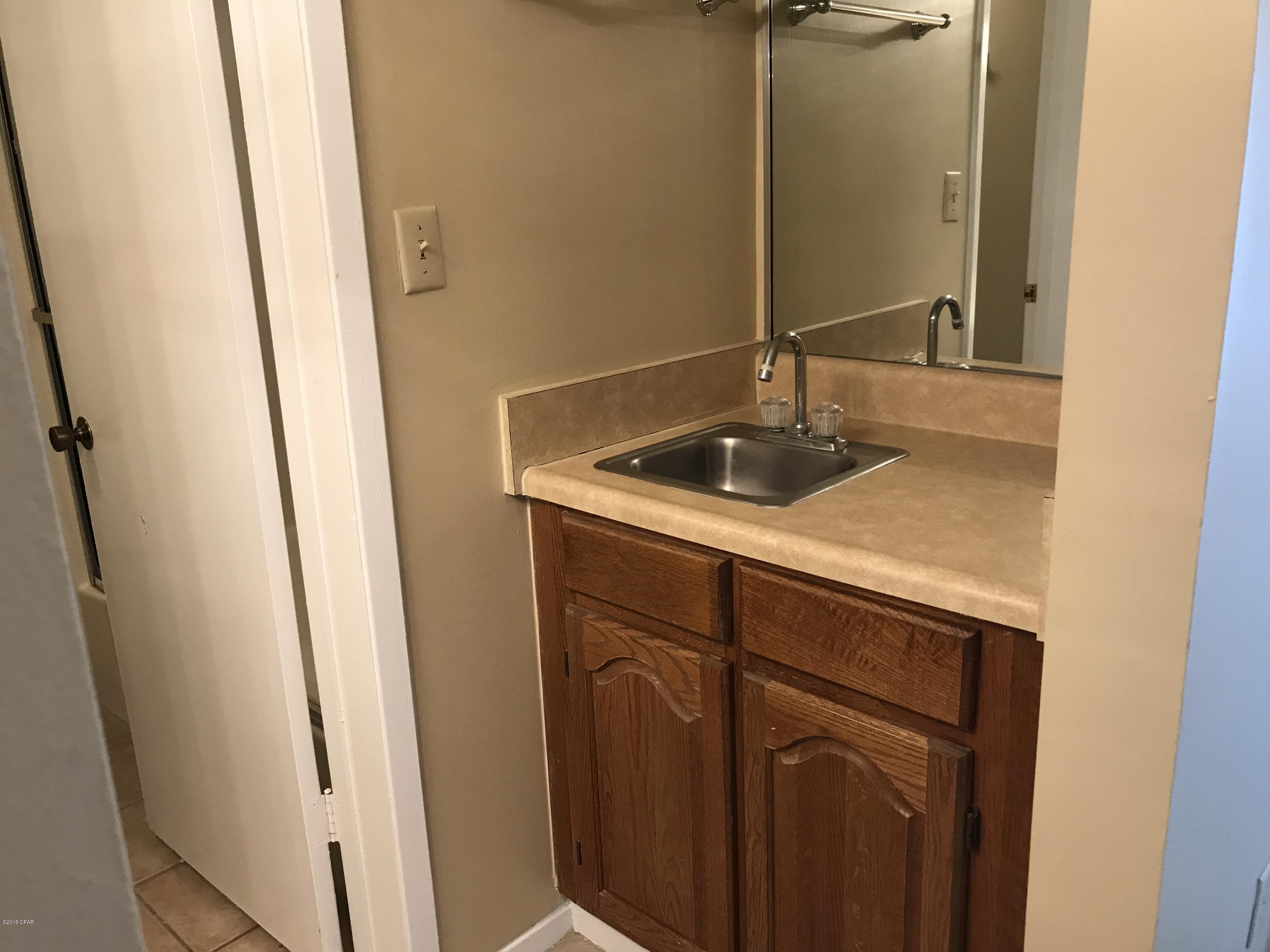 The Commodore - Residential