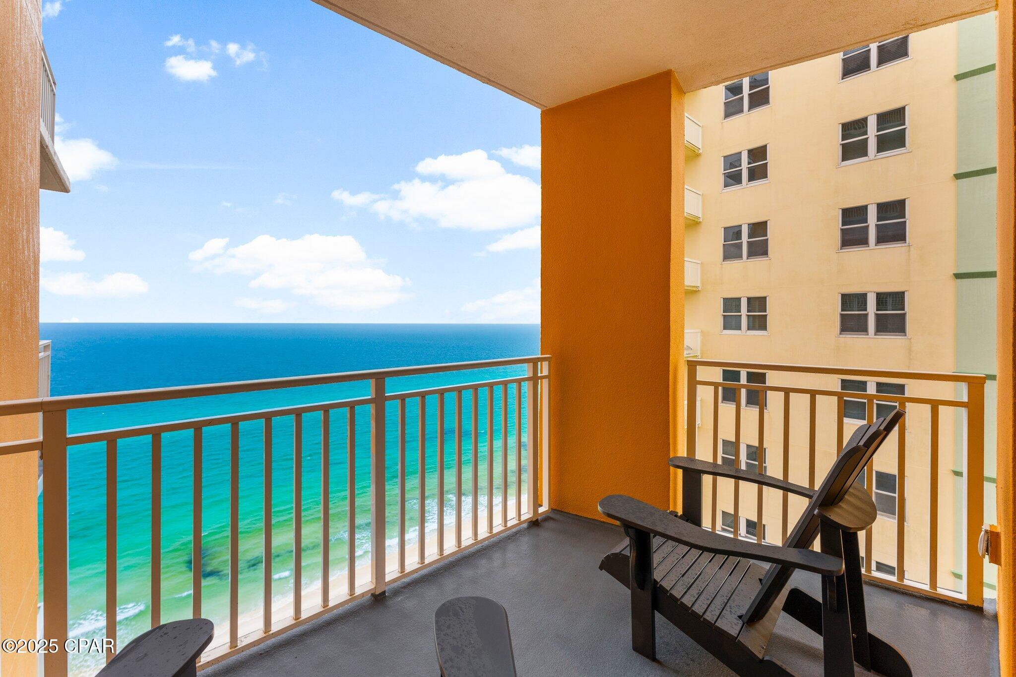 Splash Condo - Residential