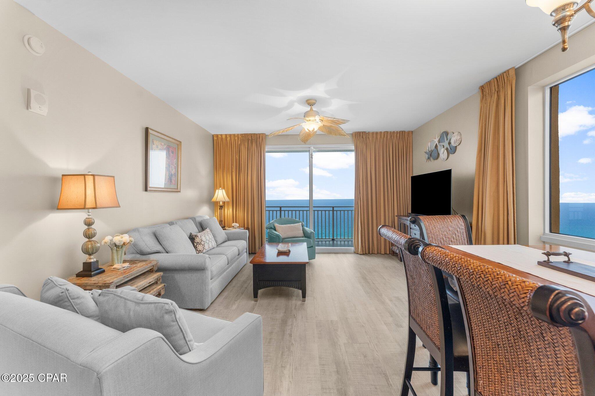 Splash Condo - Residential