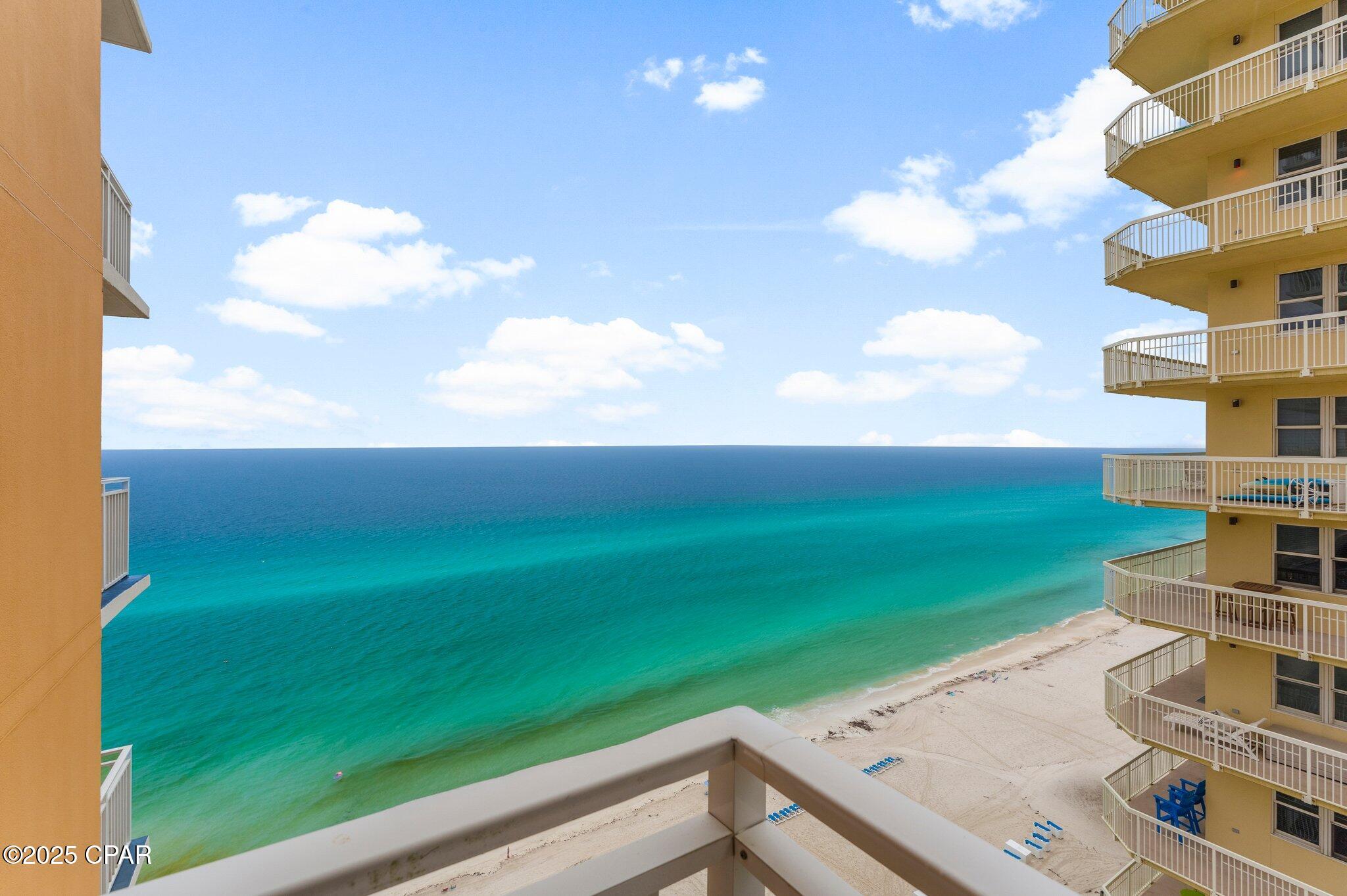 Splash Condo - Residential