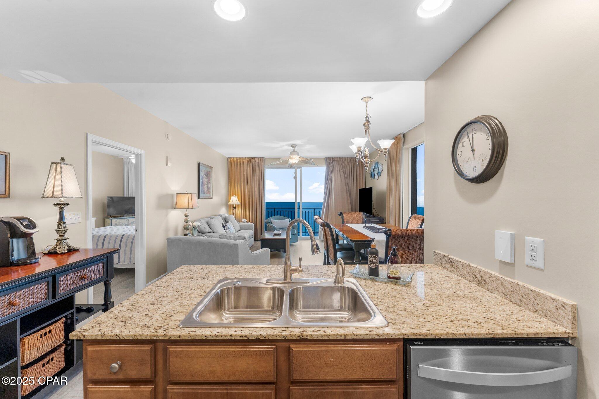 Splash Condo - Residential