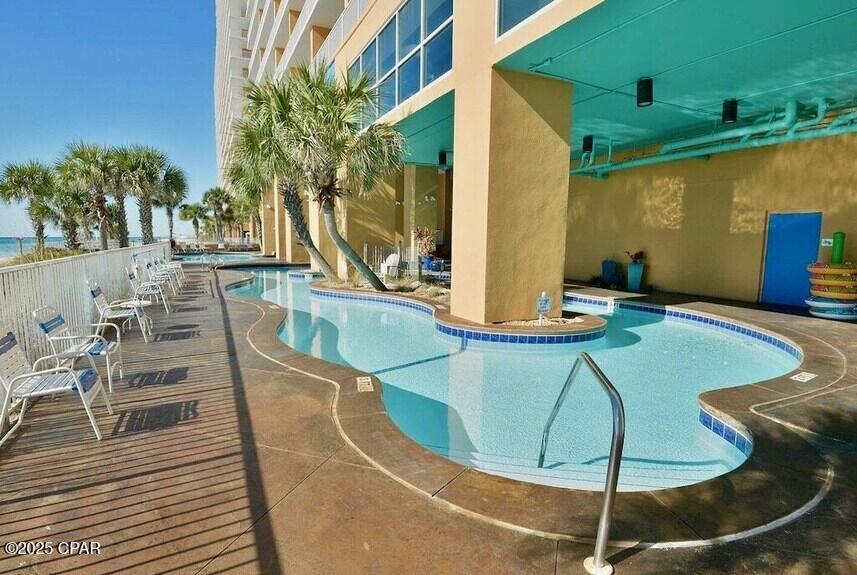 Splash Condo - Residential