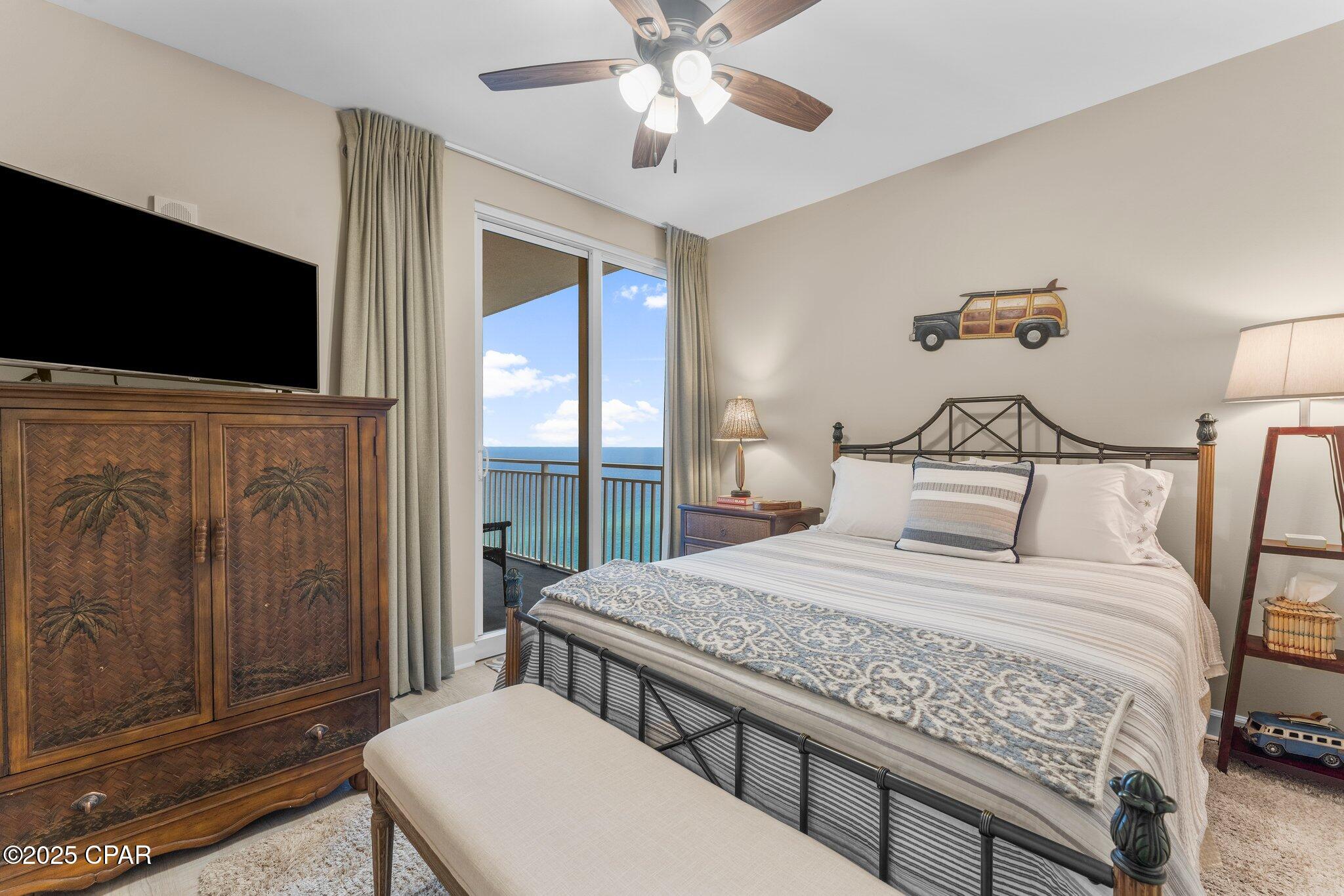 Splash Condo - Residential