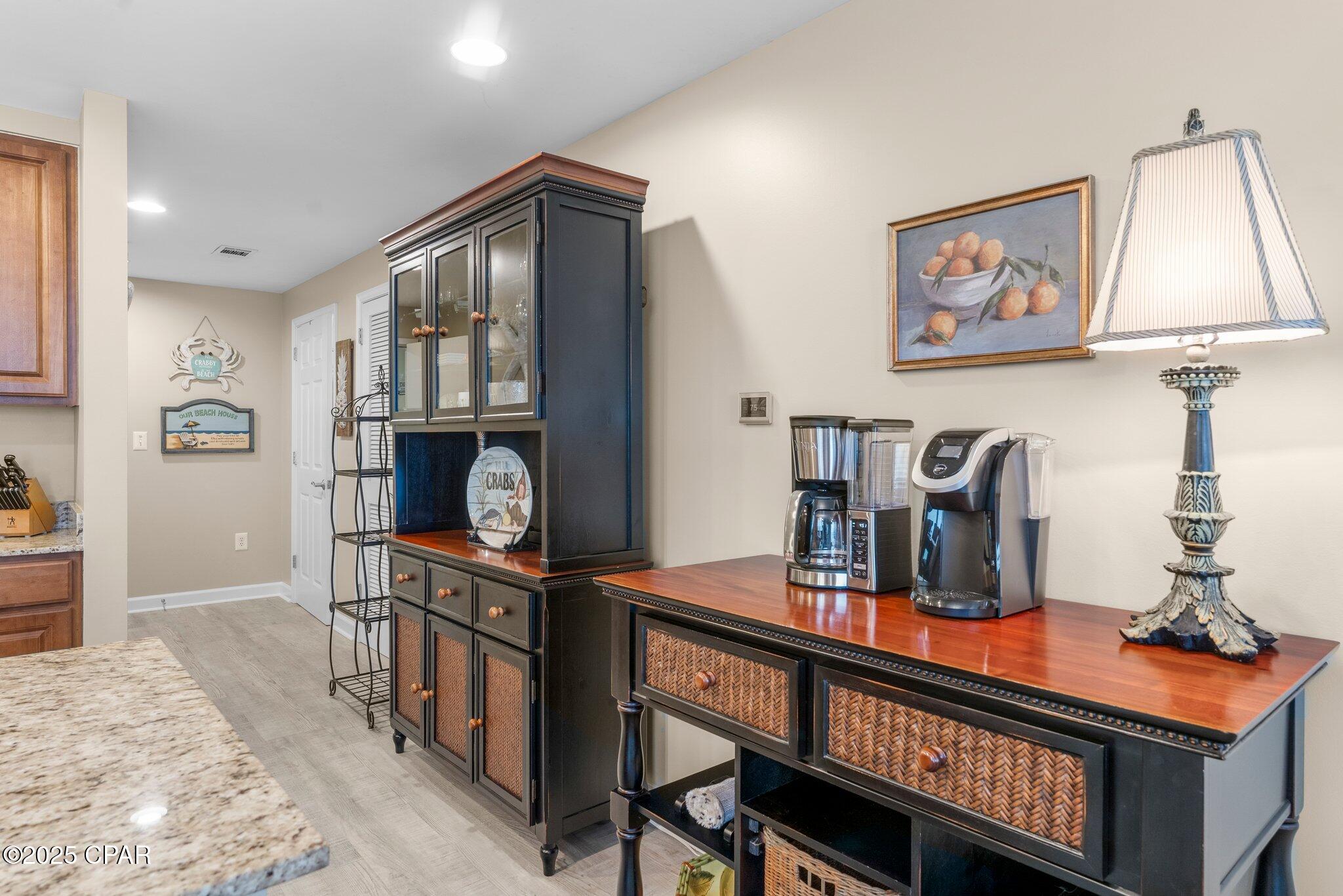 Splash Condo - Residential