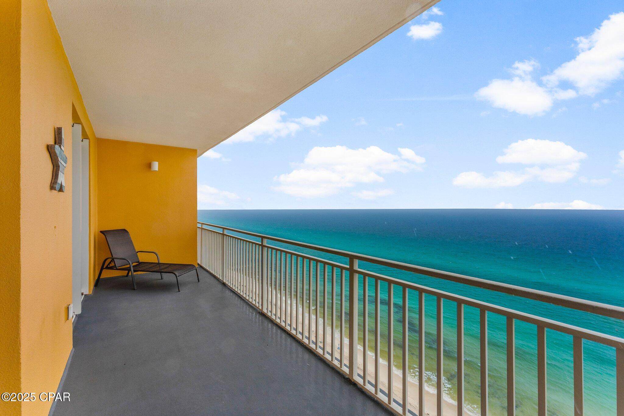 Splash Condo - Residential