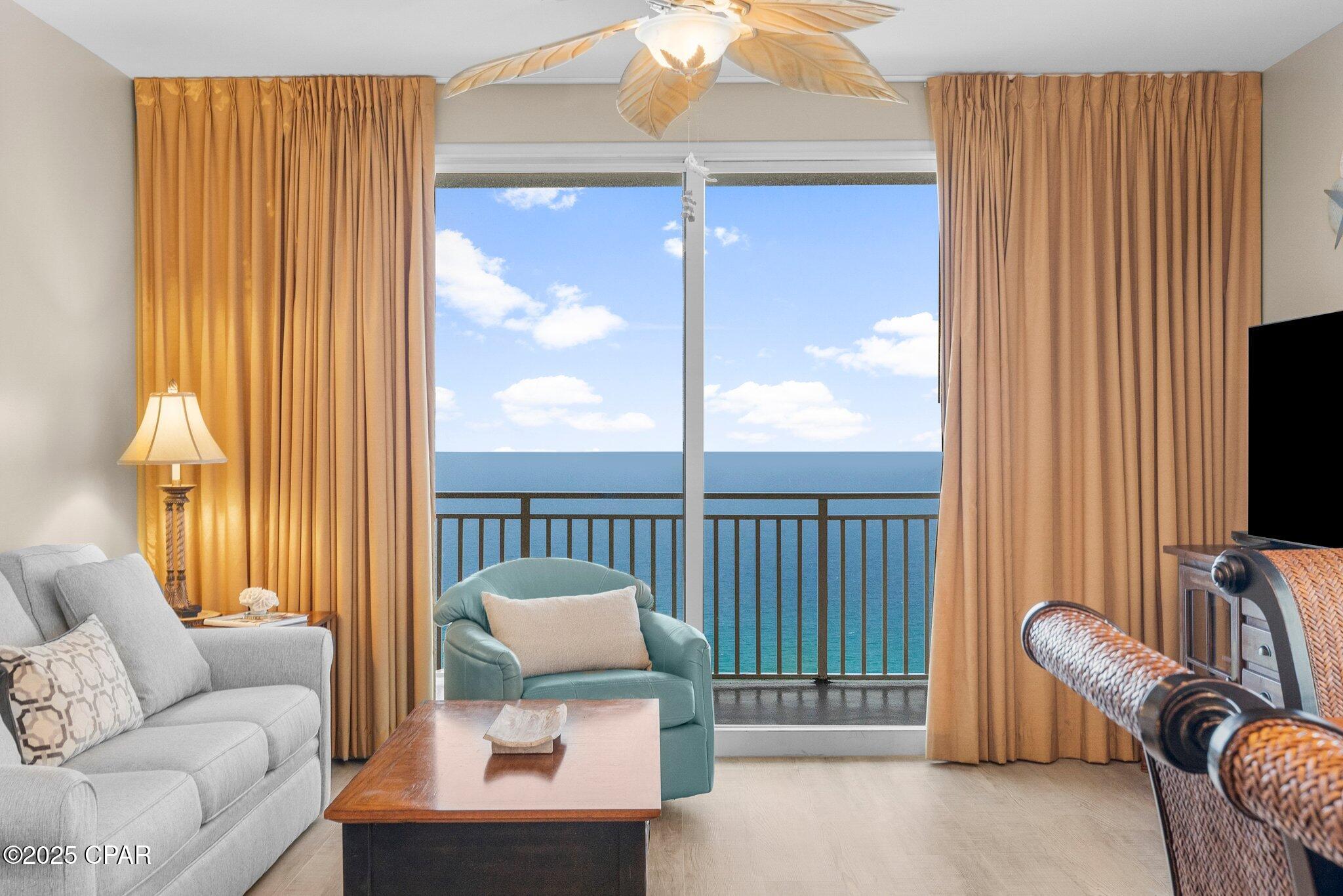 Splash Condo - Residential