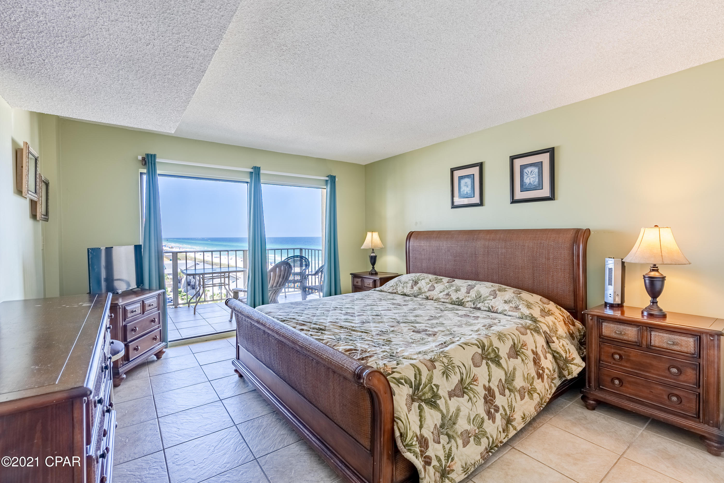 Regency Towers - Residential