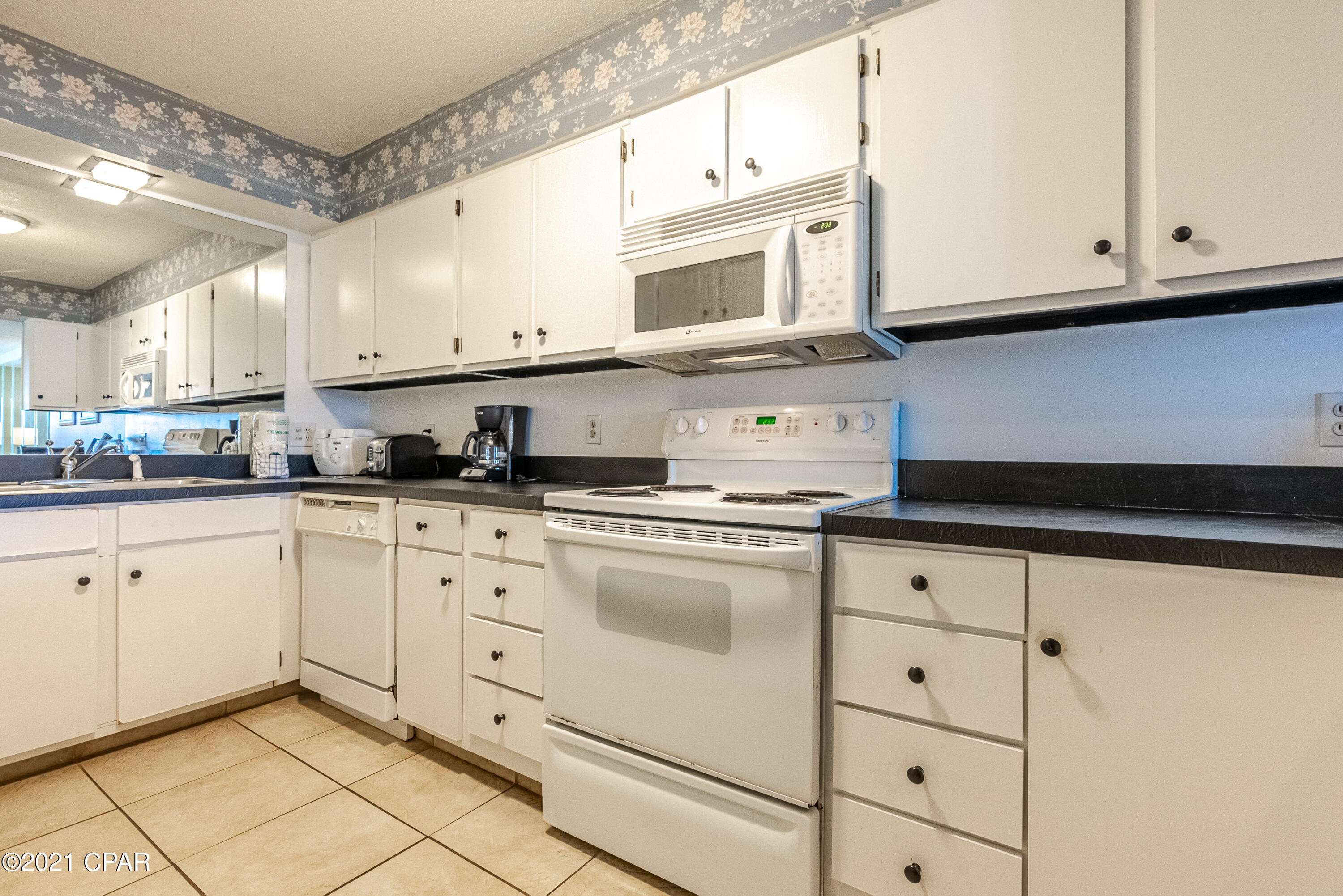 Regency Towers - Residential