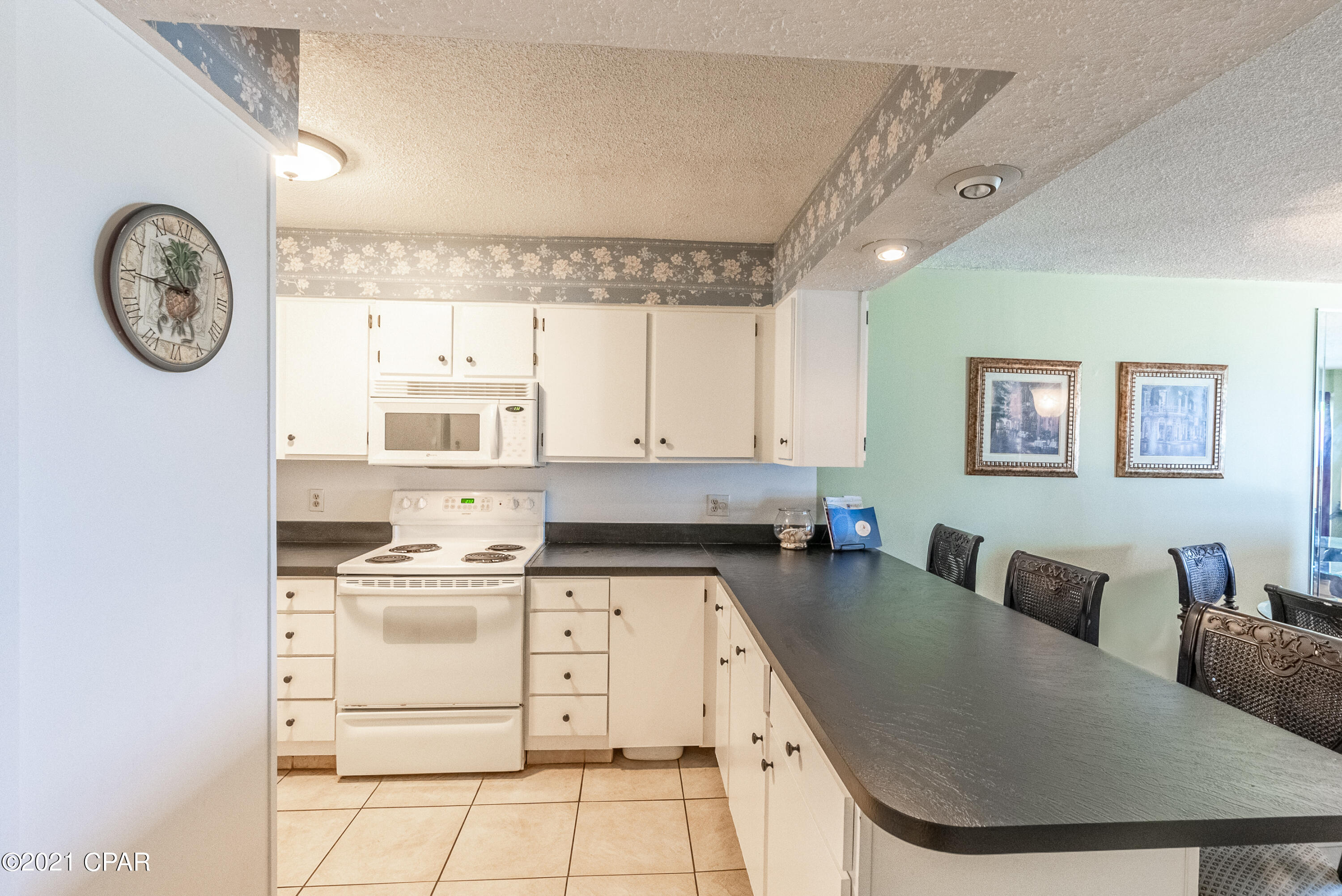 Regency Towers - Residential