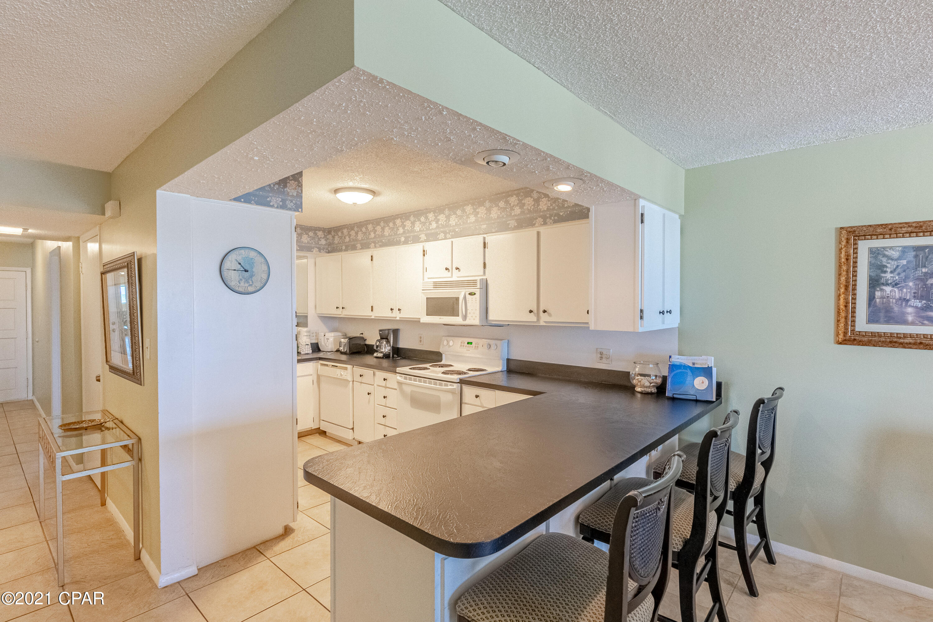 Regency Towers - Residential