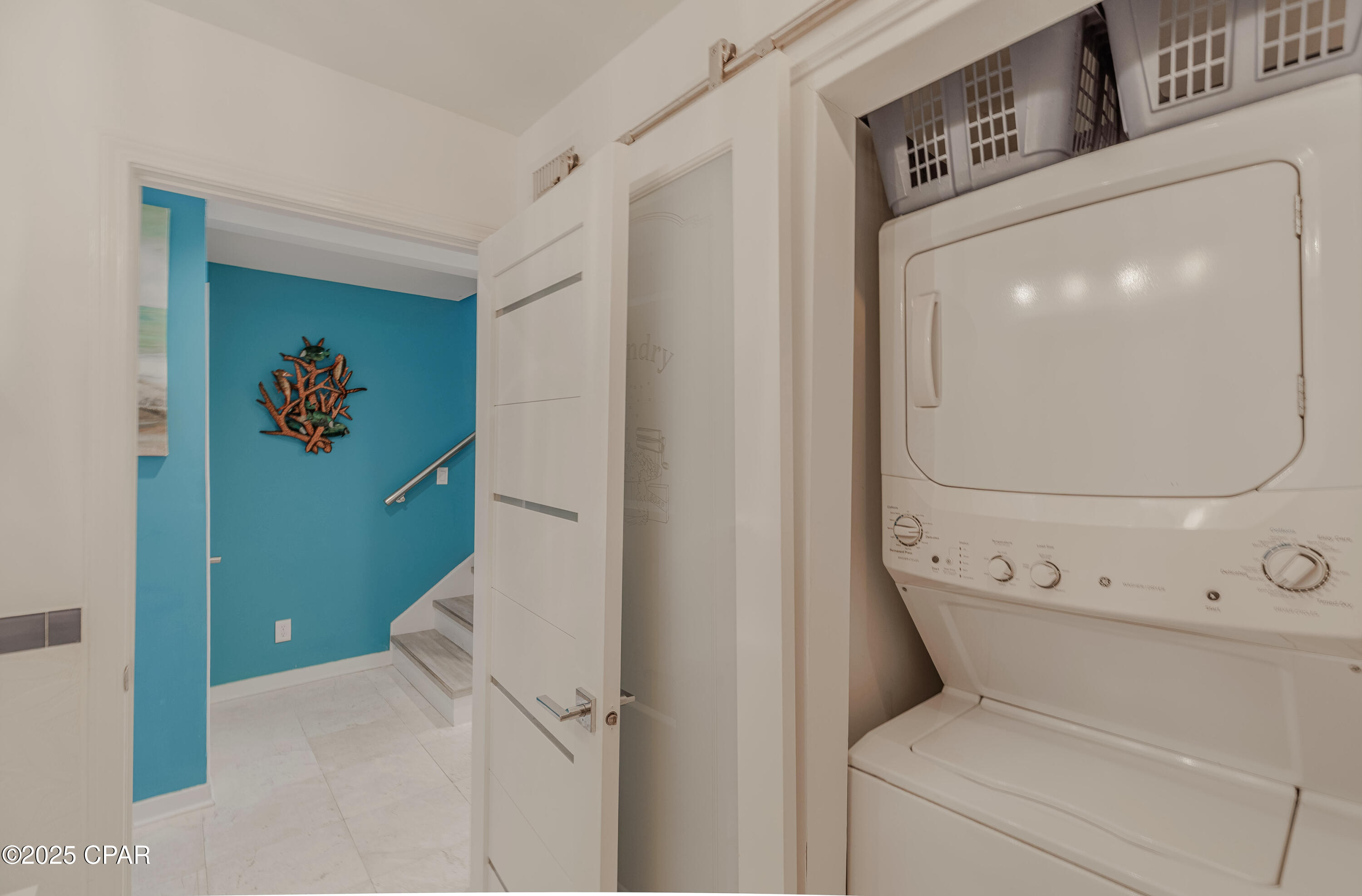 Seagull Beach - Residential