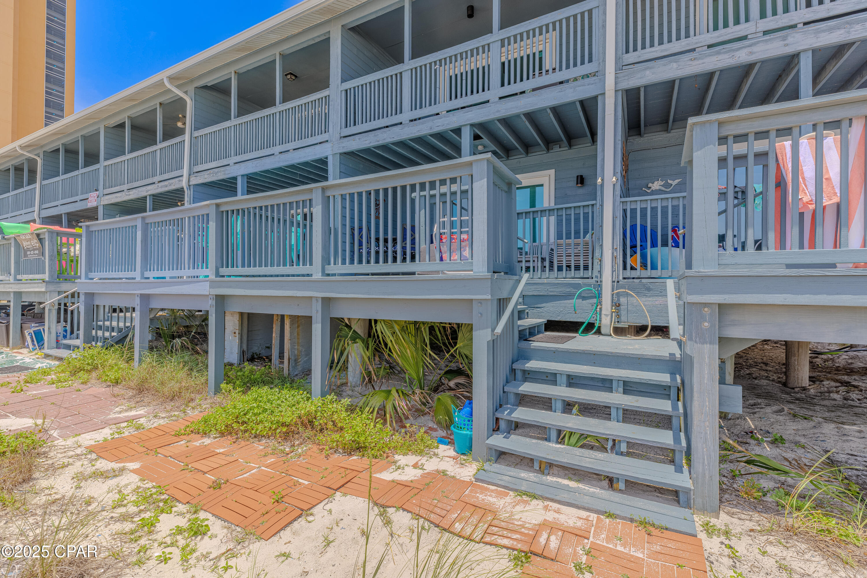 Seagull Beach - Residential