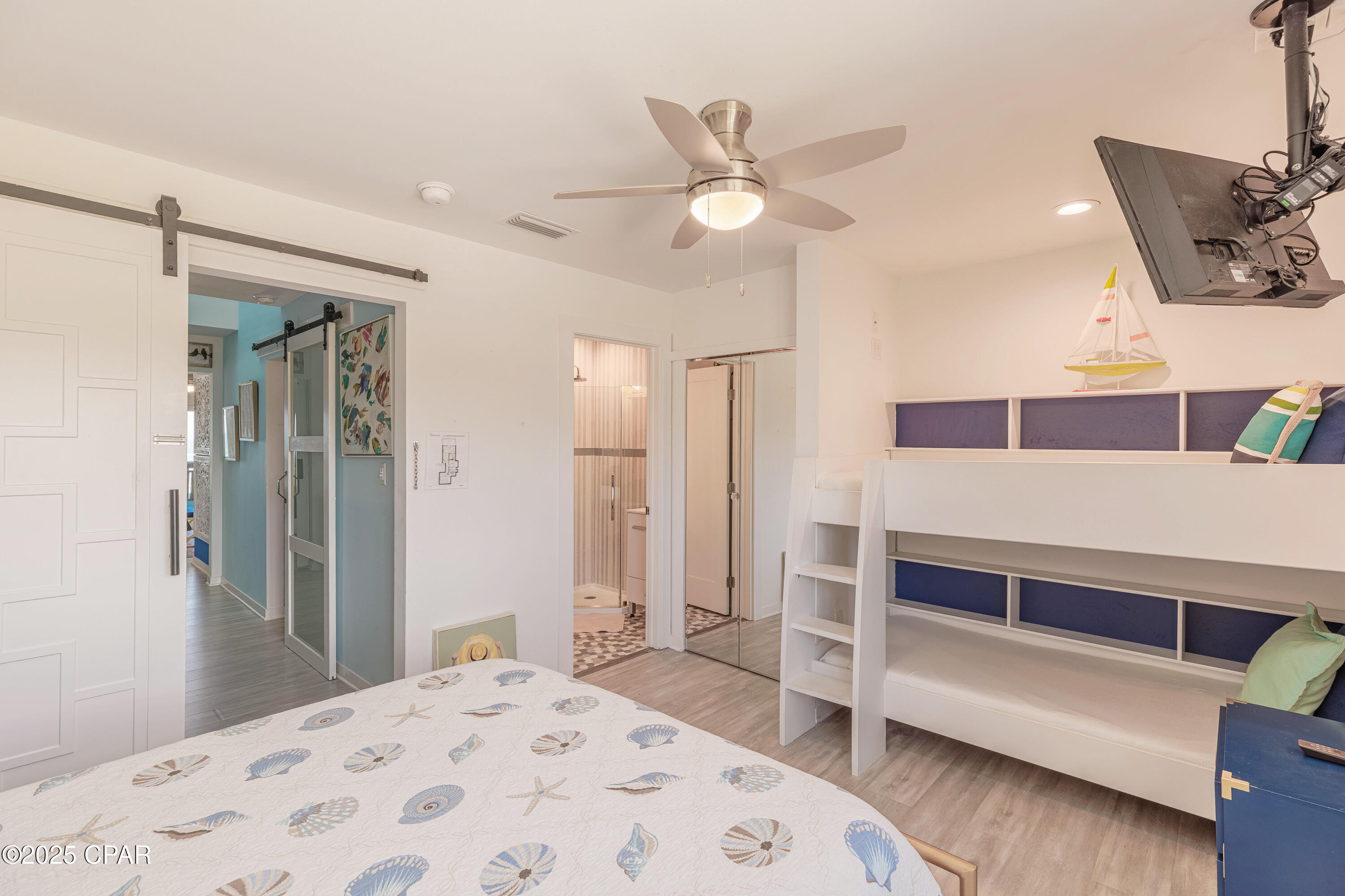 Seagull Beach - Residential