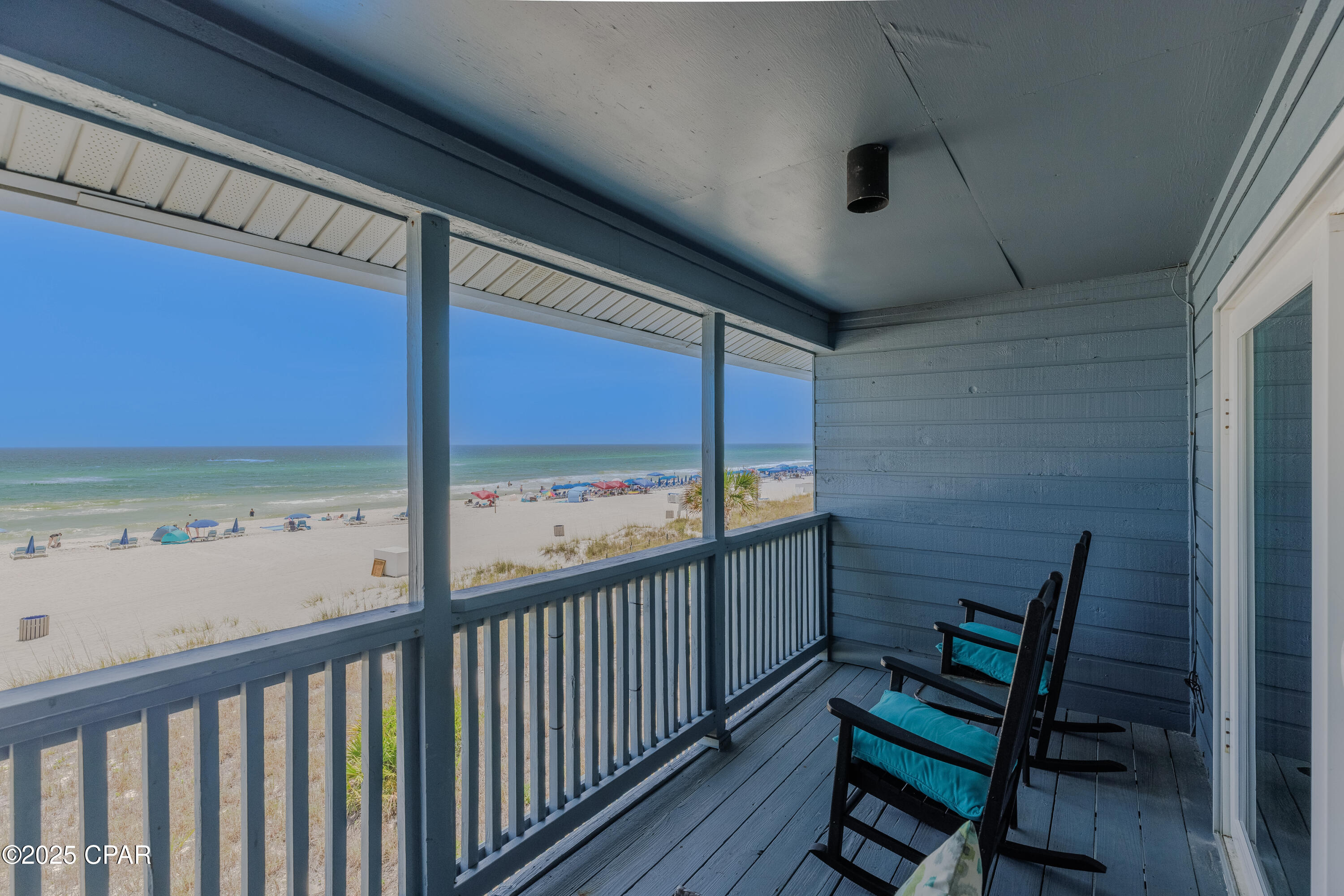 Seagull Beach - Residential