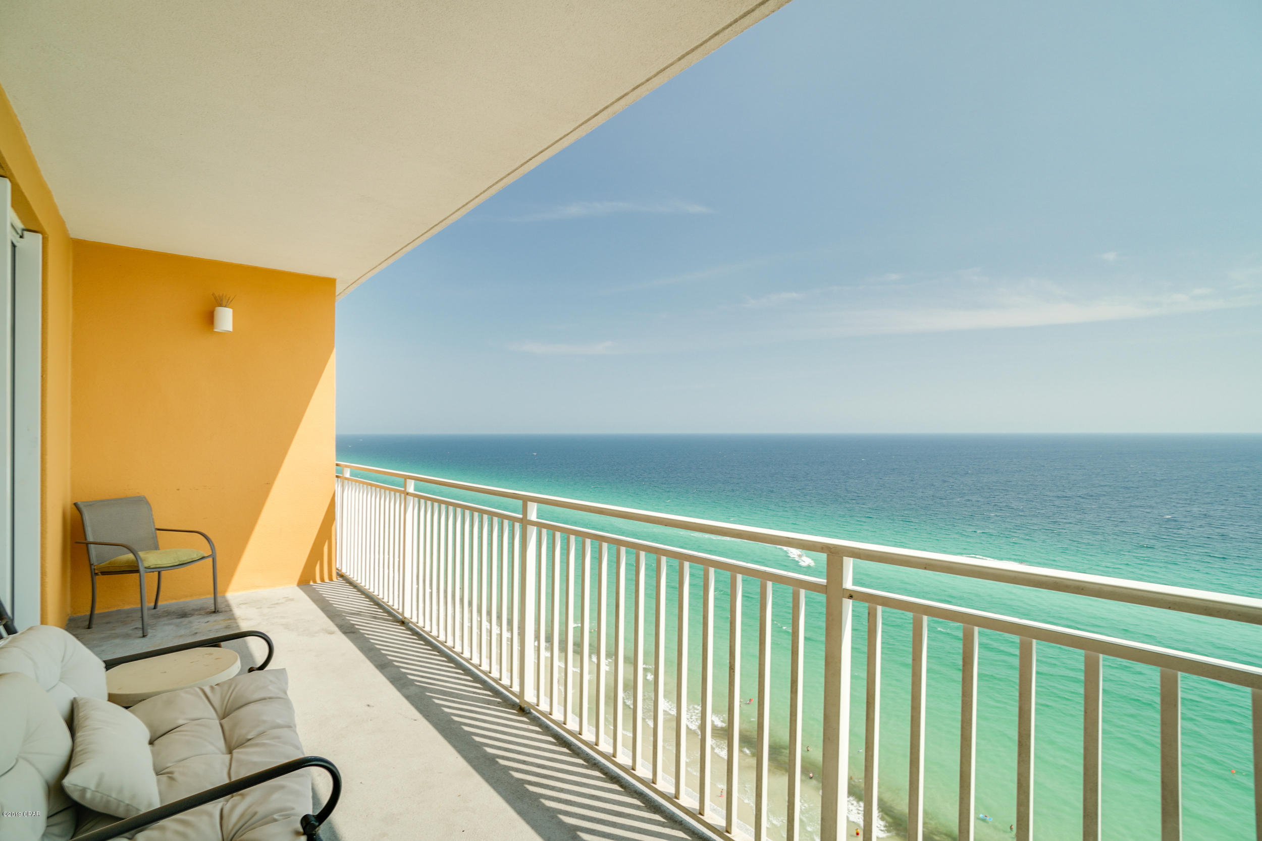 Splash Condo - Residential