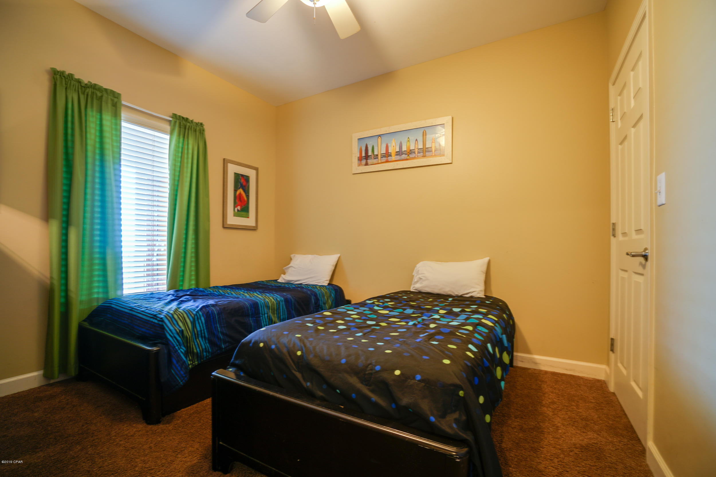 Splash Condo - Residential