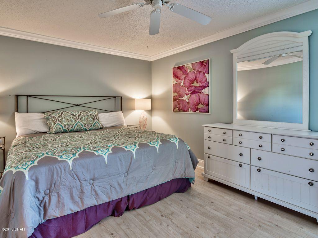 Shores Townhouses - Residential