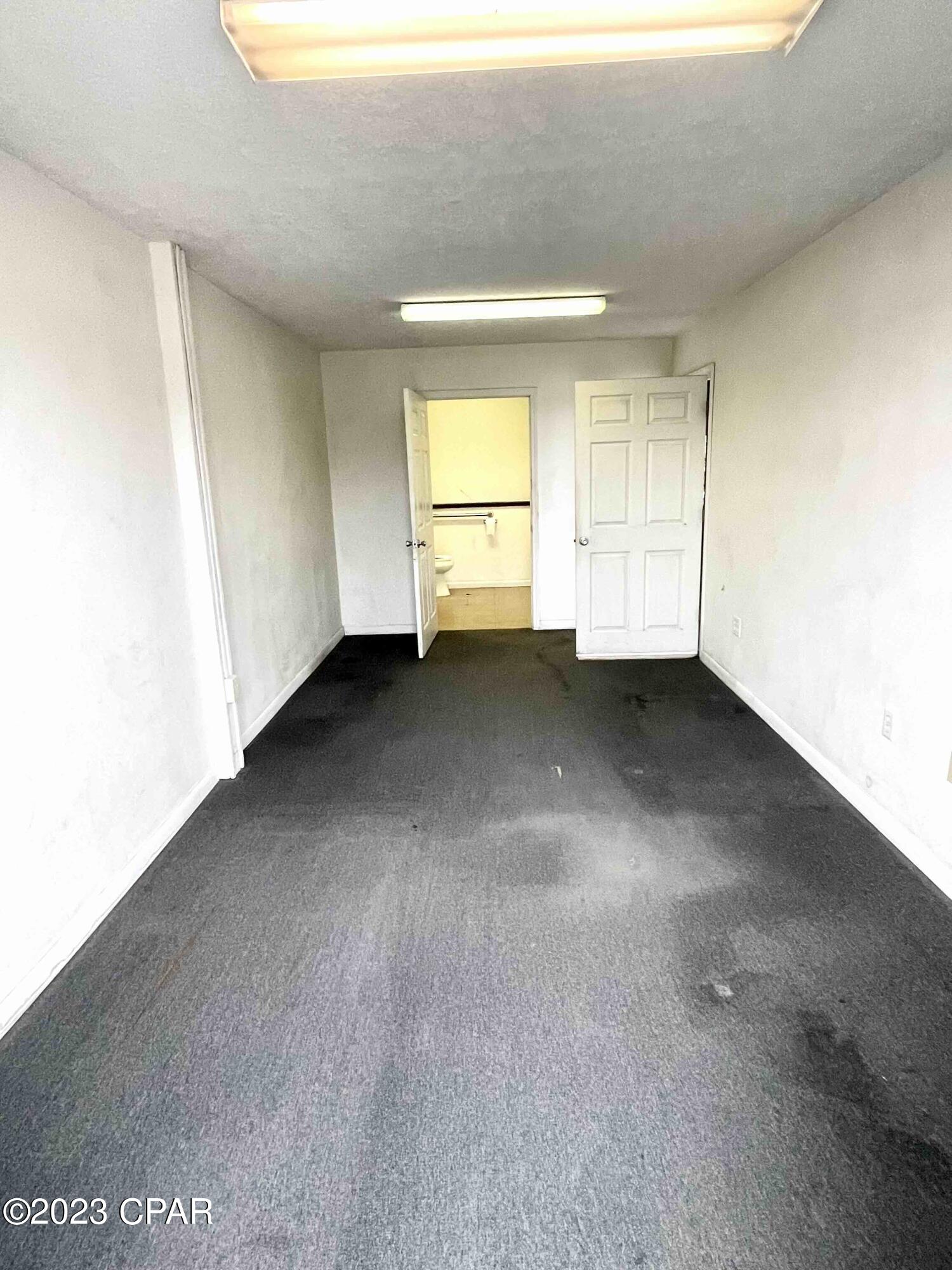 No Named Subdivision - Commercial Lease