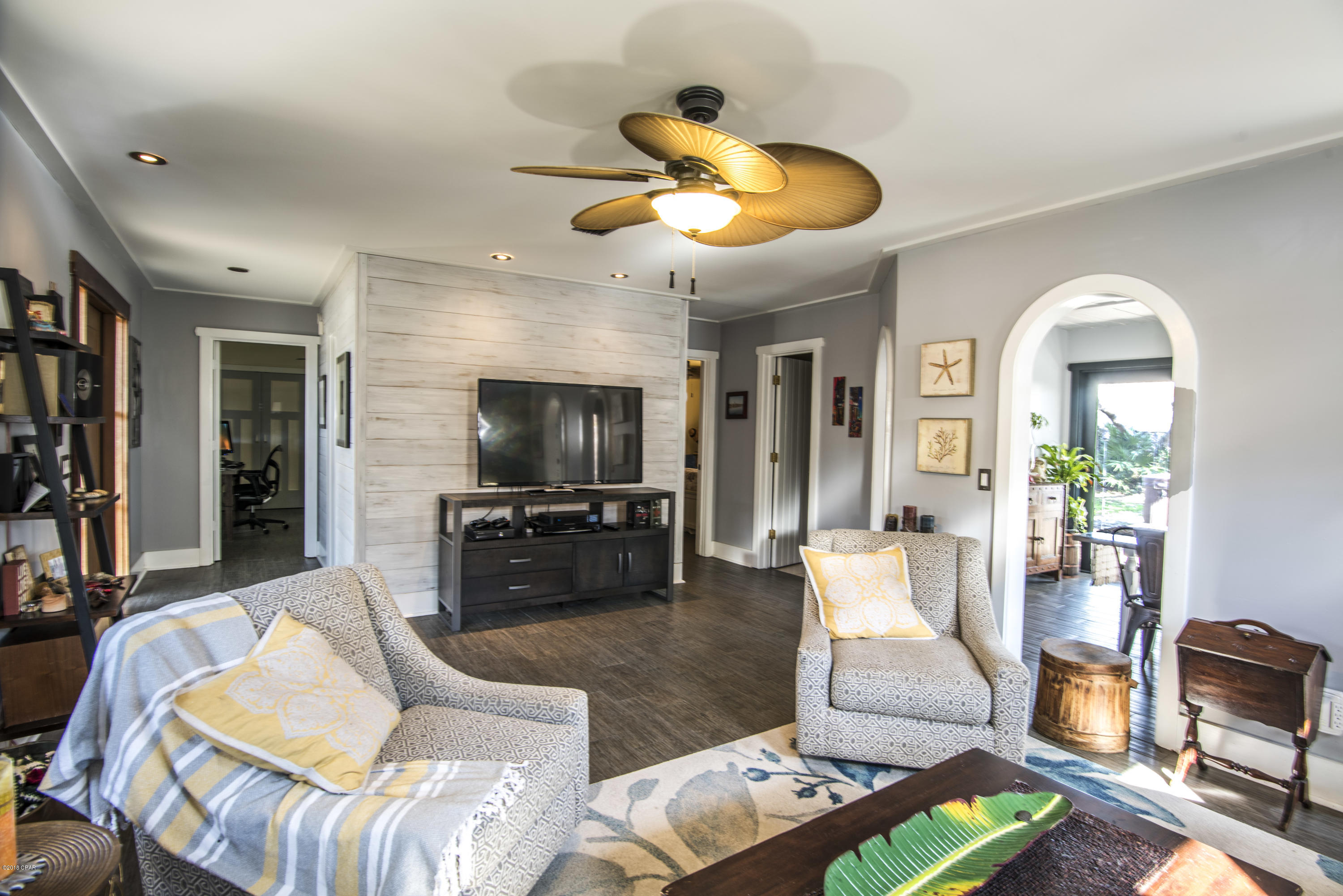 Seaclusion Beach - Residential