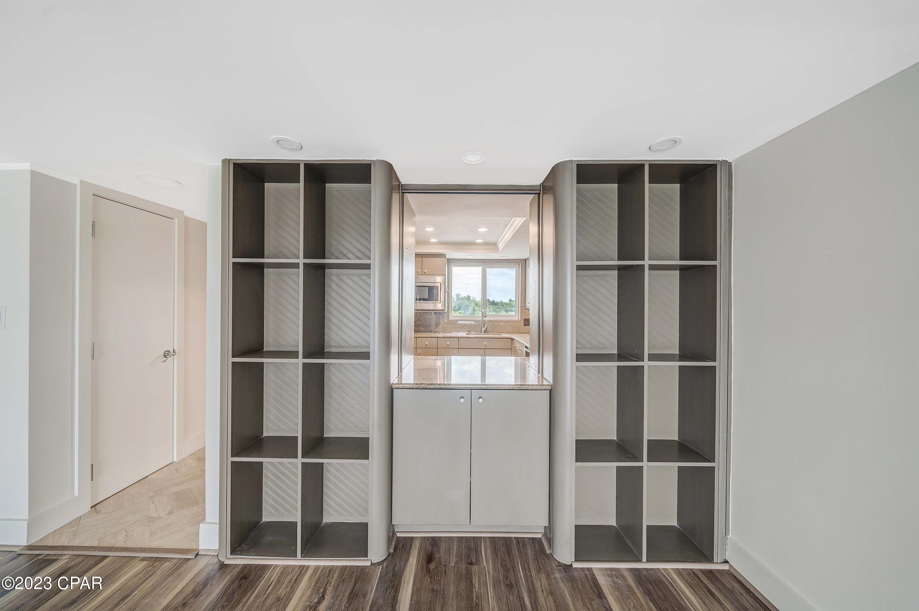 Cove Condominium - Residential