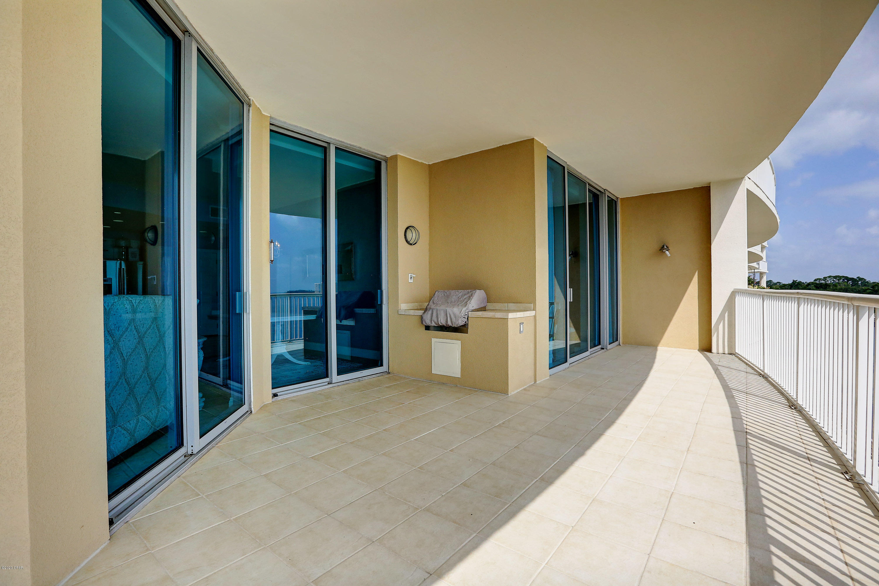 Marina Landing - Residential