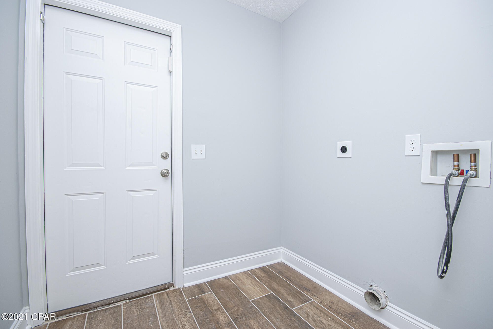 [No Recorded Subdiv] - Residential