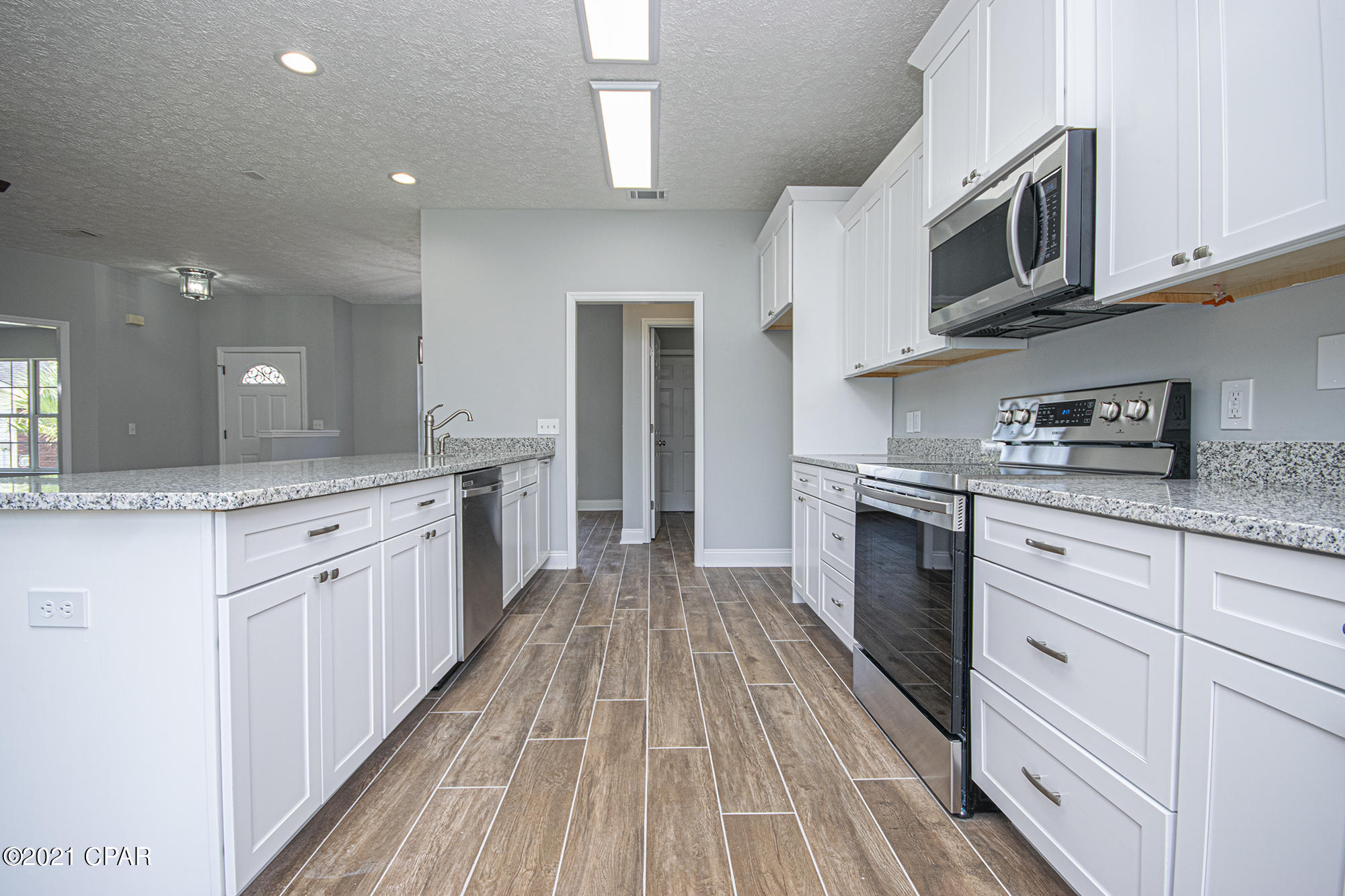 [No Recorded Subdiv] - Residential