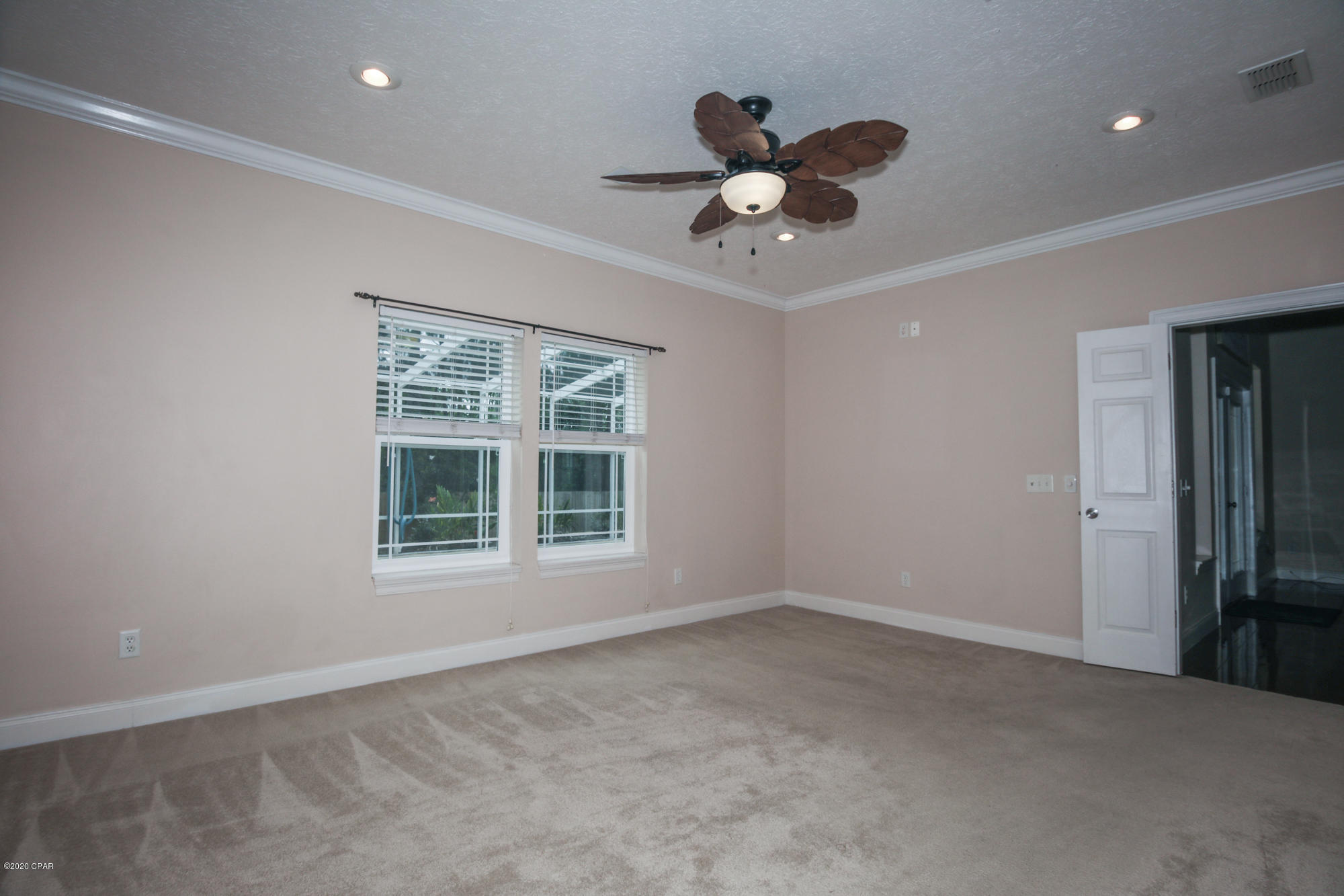 Dolphin Bay - Residential