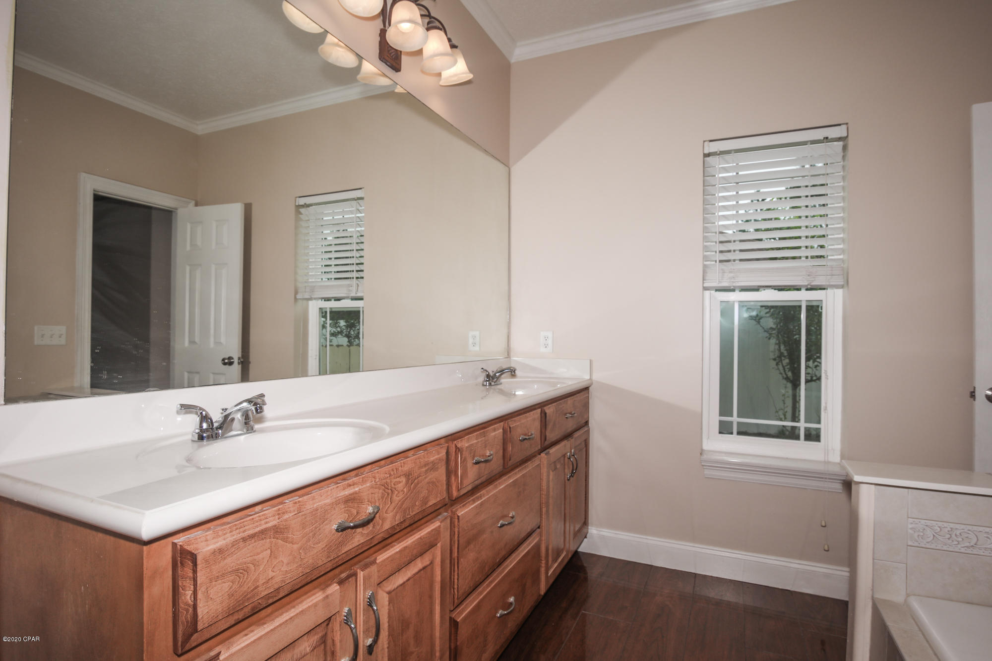 Dolphin Bay - Residential