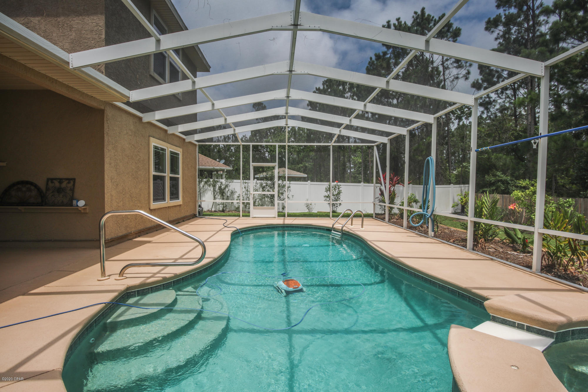 Dolphin Bay - Residential