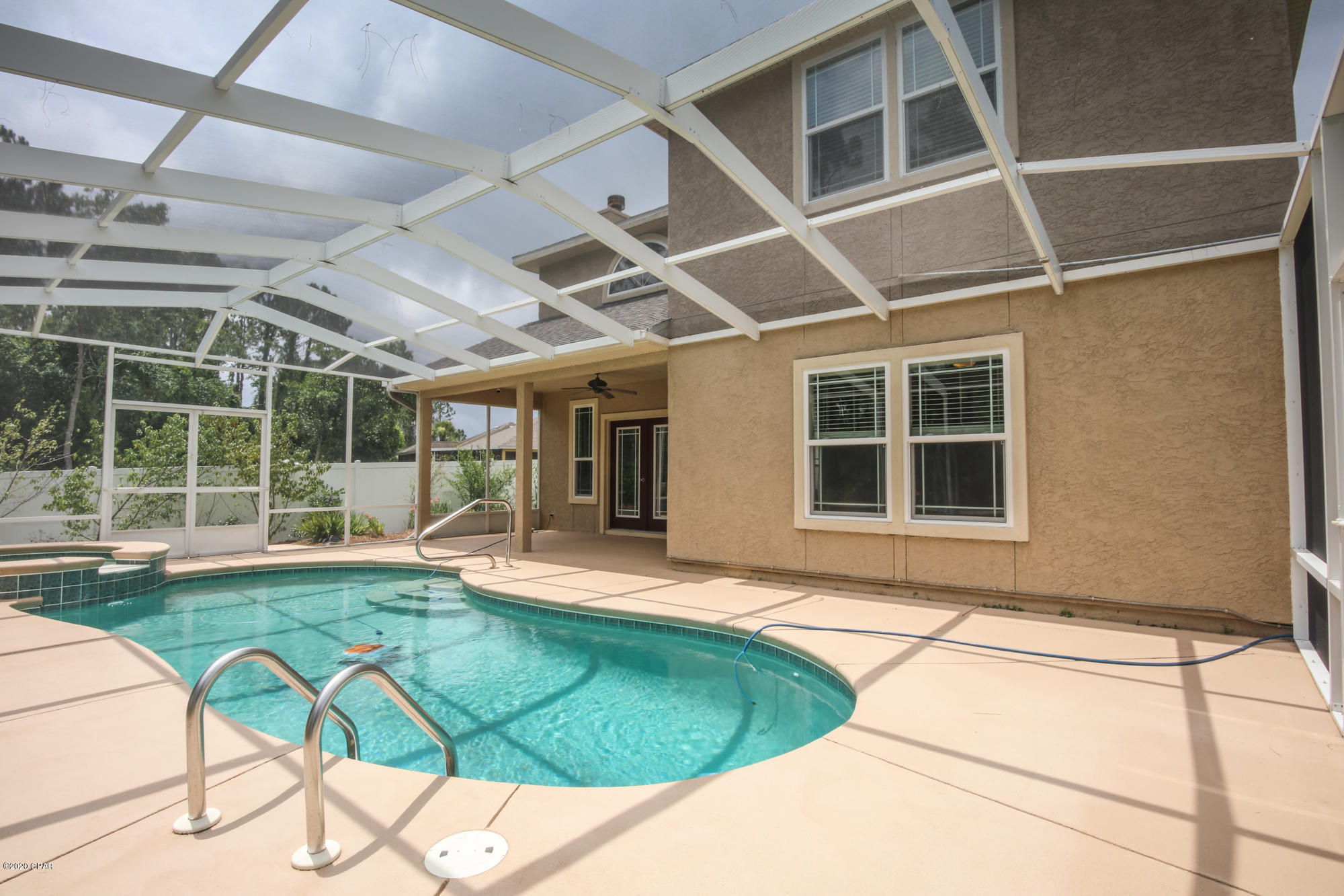 Dolphin Bay - Residential