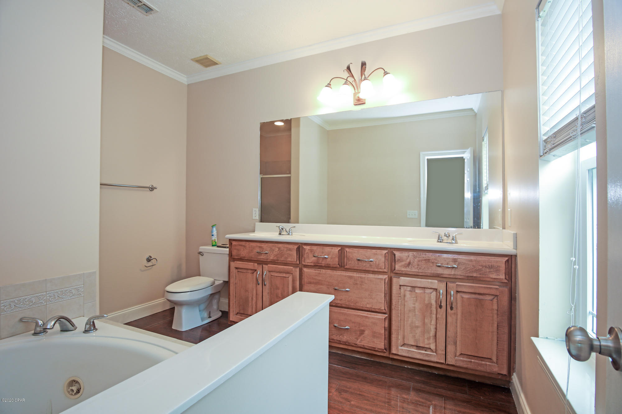 Dolphin Bay - Residential