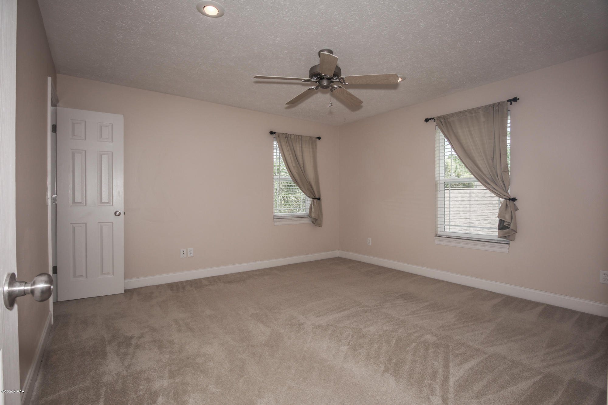 Dolphin Bay - Residential