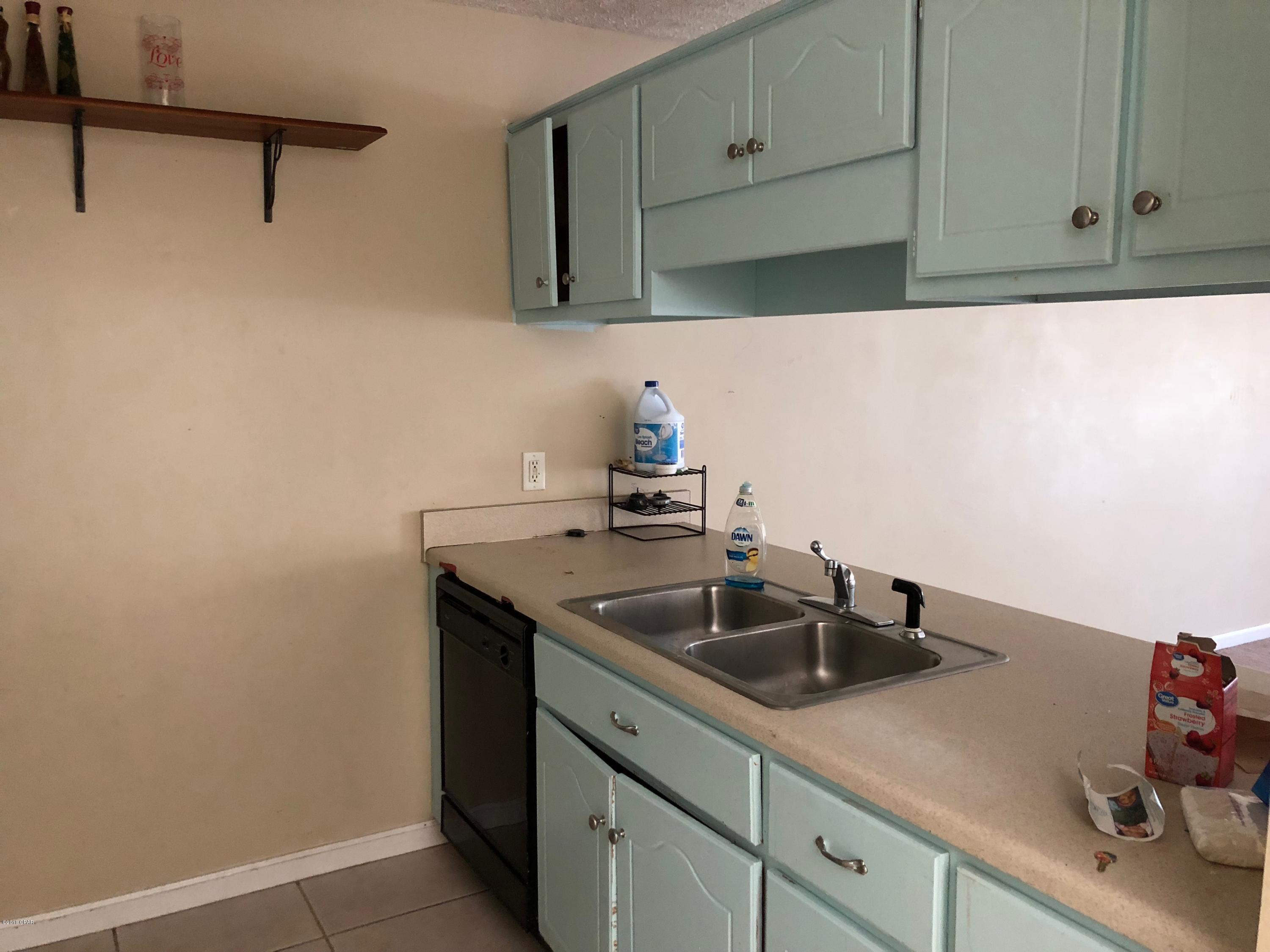 [No Recorded Subdiv] - Commercial Sale