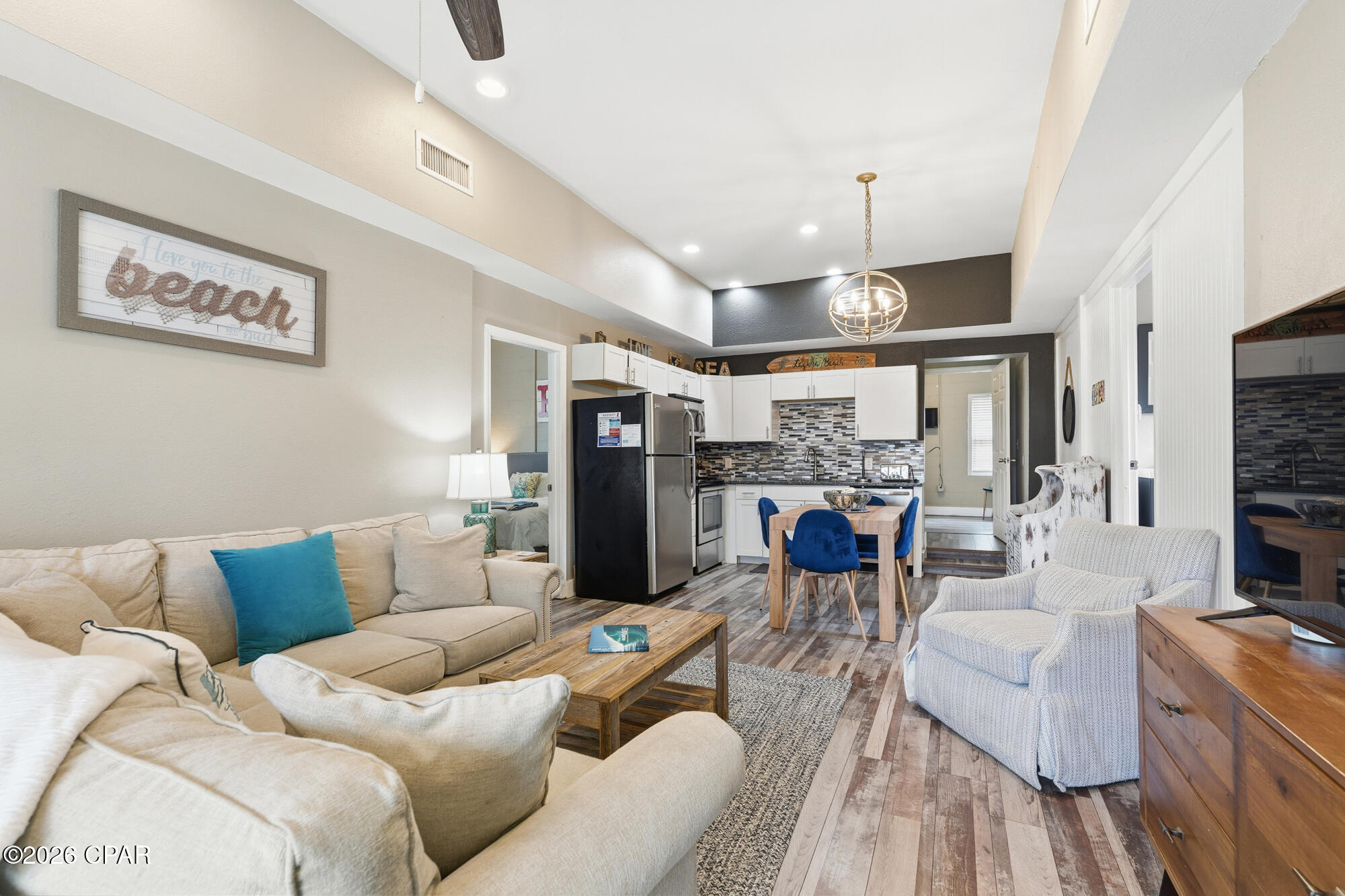 Laguna Beach Estates 5th Add - Residential