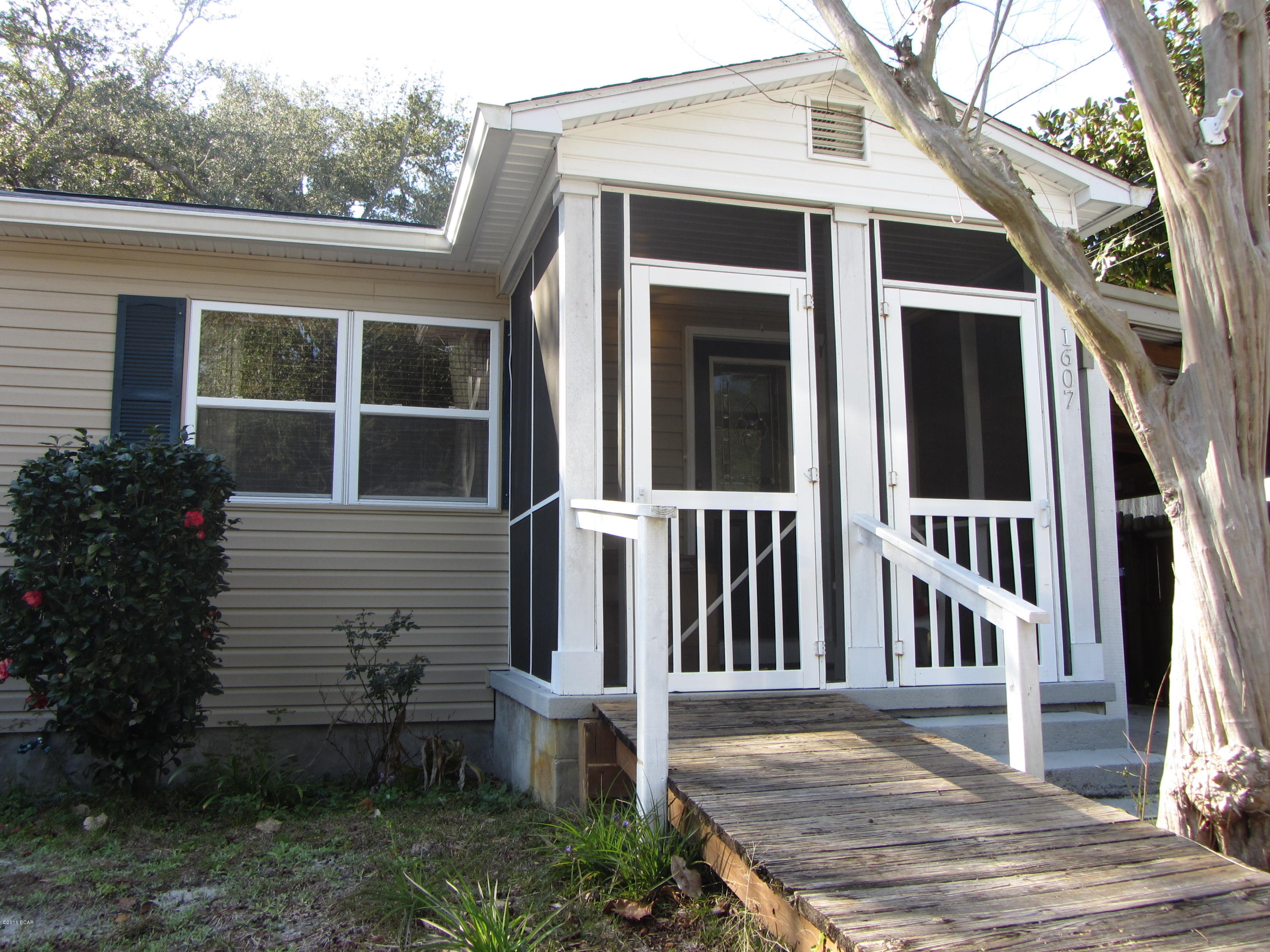 [No Recorded Subdiv] - Residential