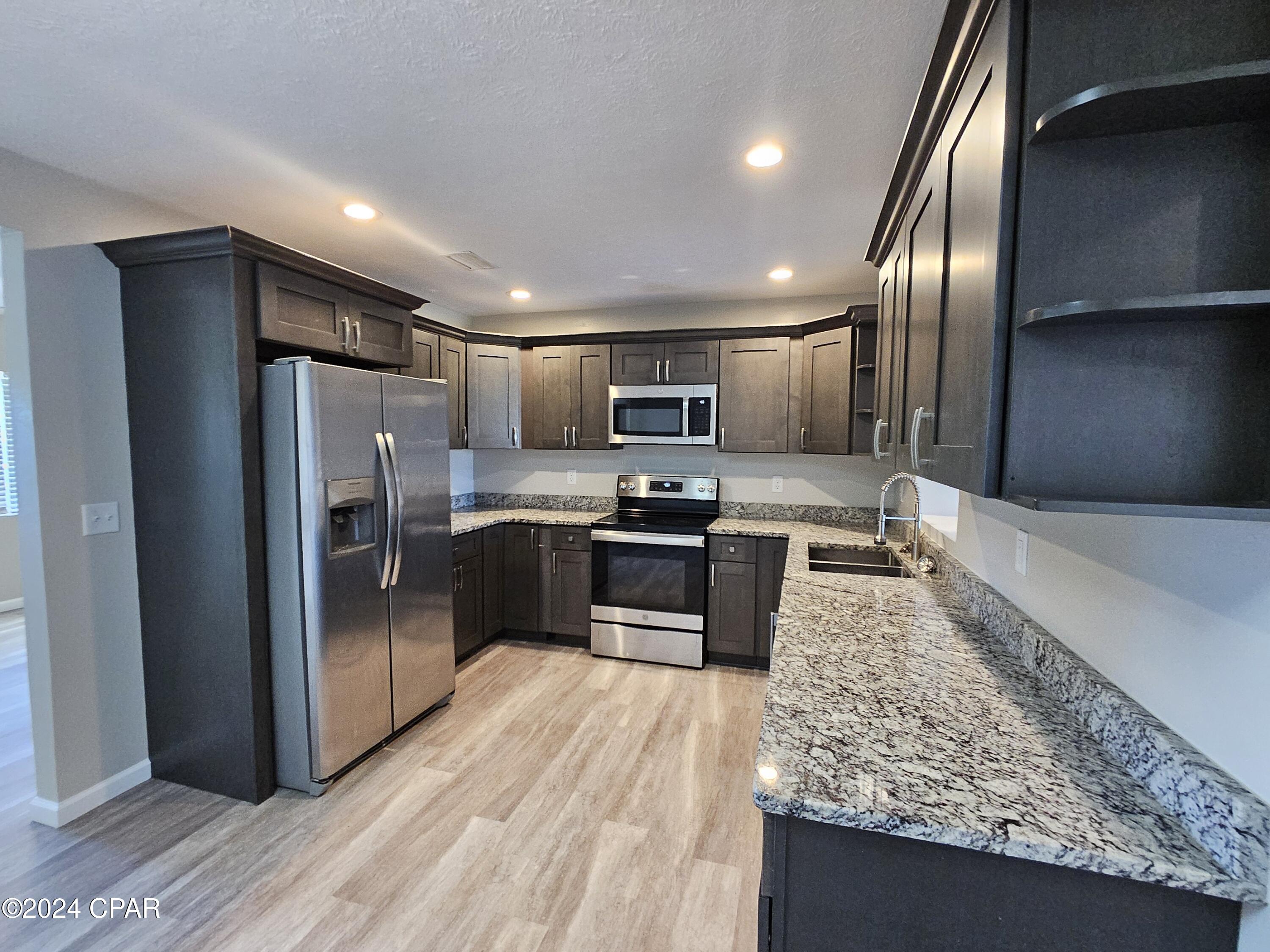 [No Recorded Subdiv] - Residential Lease